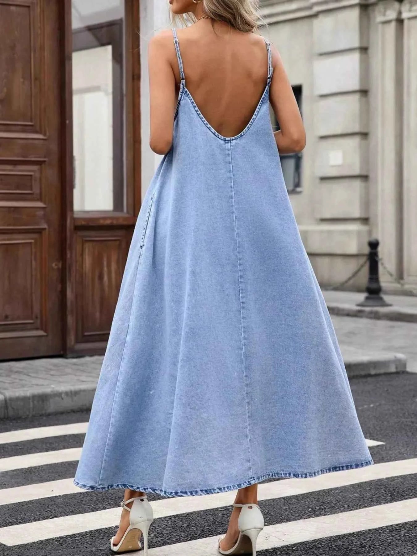 V-Neck Denim Cami Dress b9953880-73ba-4567-80f4-fdf44e05160d-Max-Origin