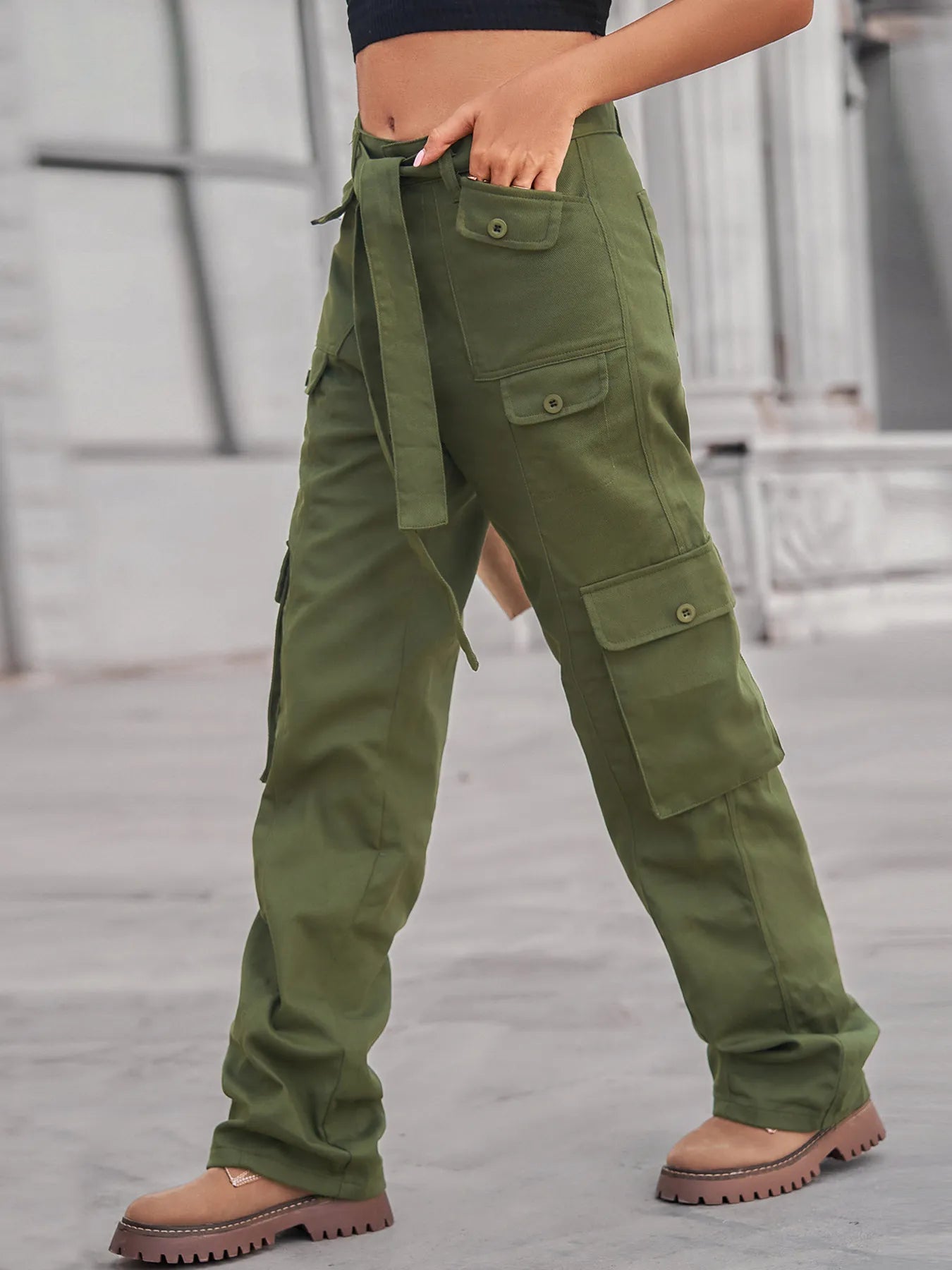 High-Waisted Multi-Pocket Cargo Jeans b99e725cd64d4cea88883c1db7ad53bb-Max-Origin