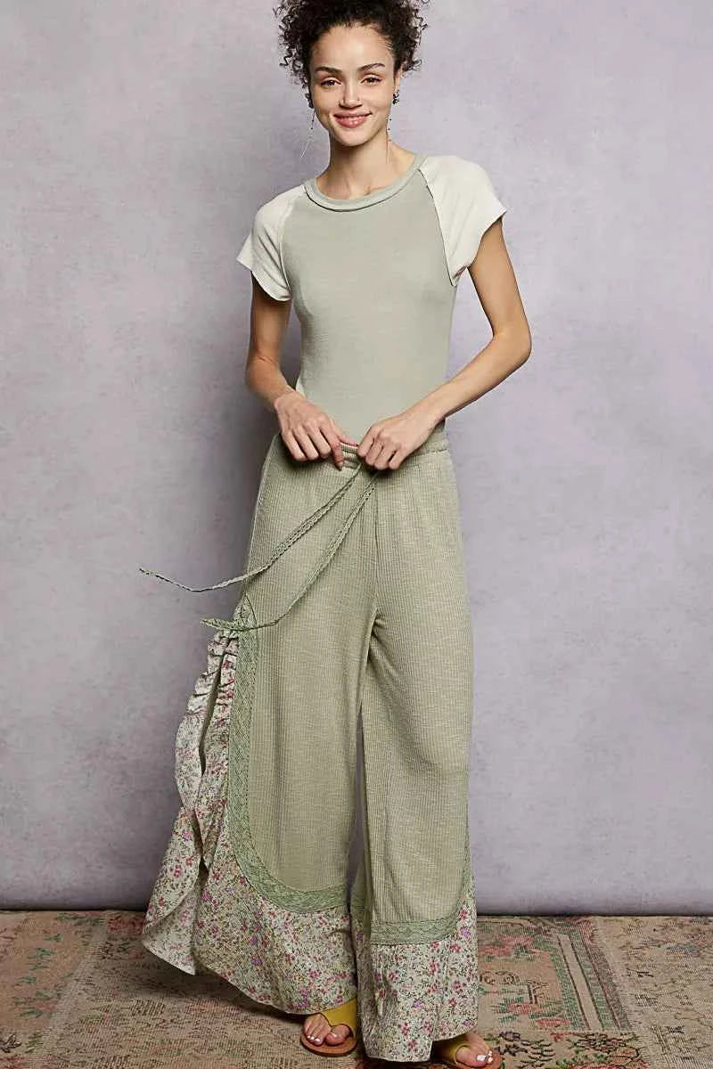 POL Round Neck Outseam Detail T-Shirt with Contrast Color Sleeves ba139d51-ad27-4a68-8f60-69203f834321-Max-Origin