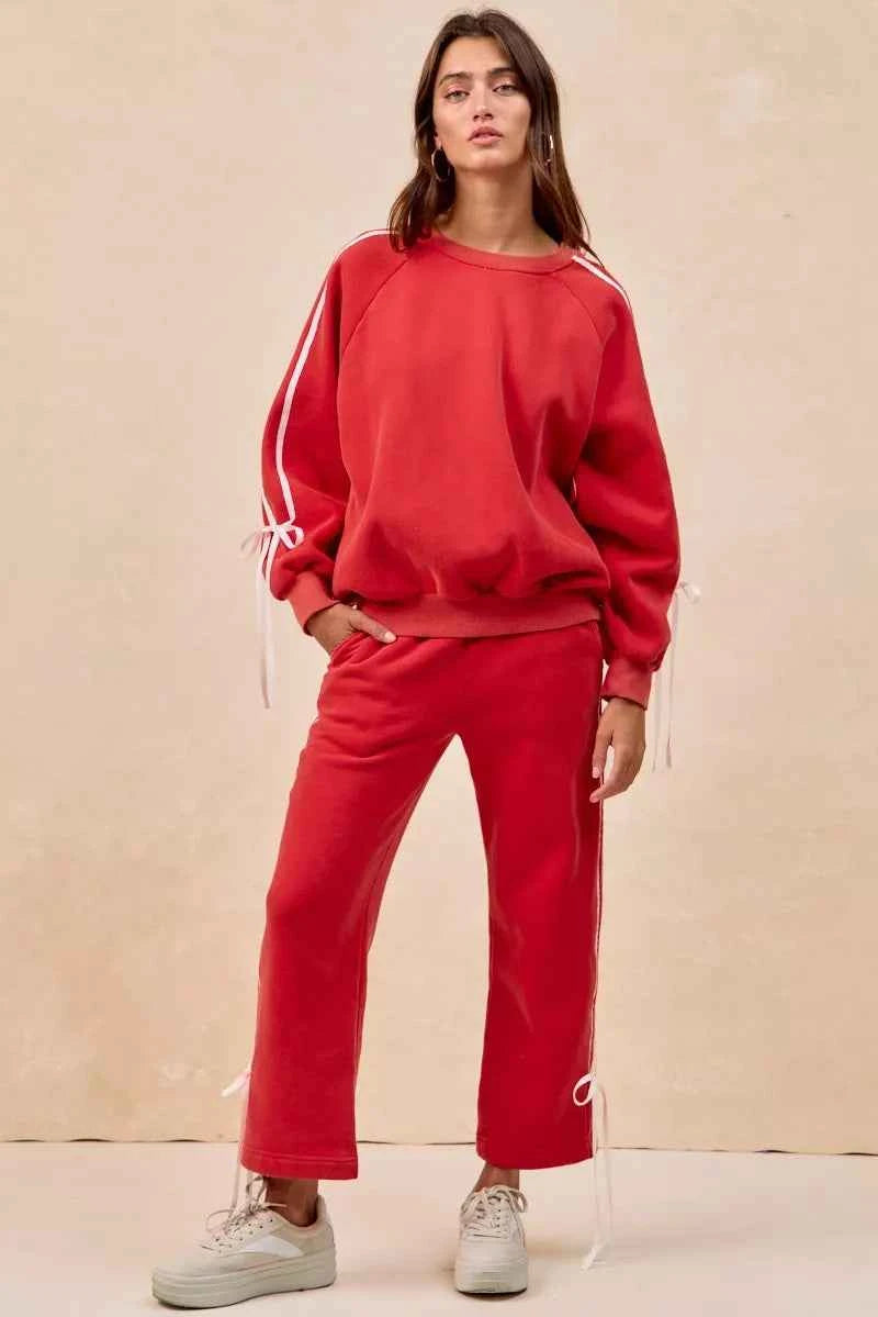 BiBi Side Lined Bow Details Fleece Sweatpants RED ba24c66dce28430cbaa237f72d58086d-Max-Origin
