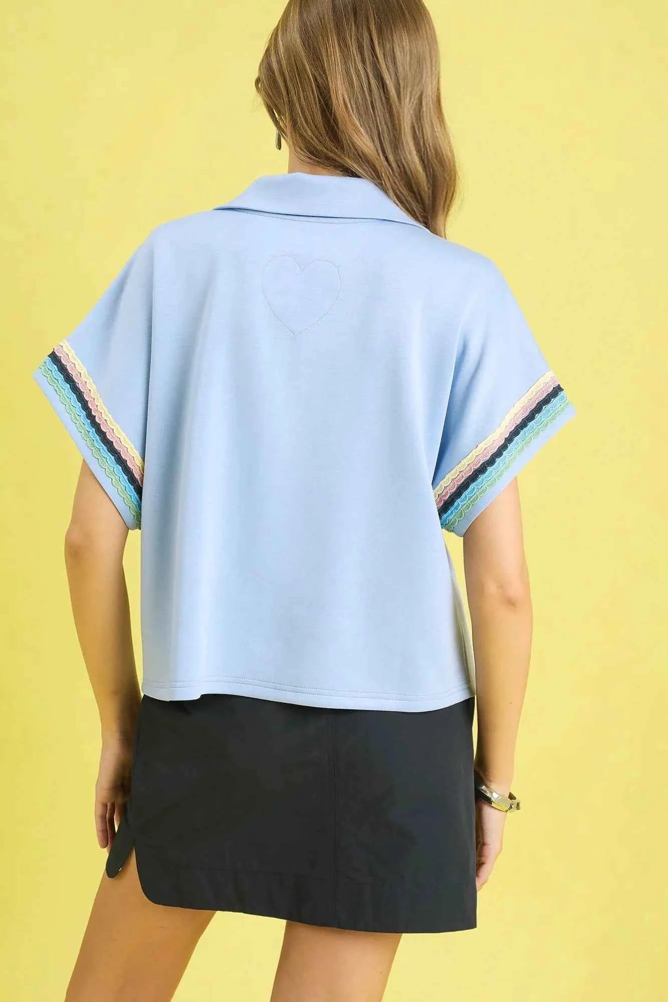 Umgee Contrast Trim Half Zip Collared Blouse ba66fbbc-1641-41f2-98f9-baad8c04a430-Max-Origin