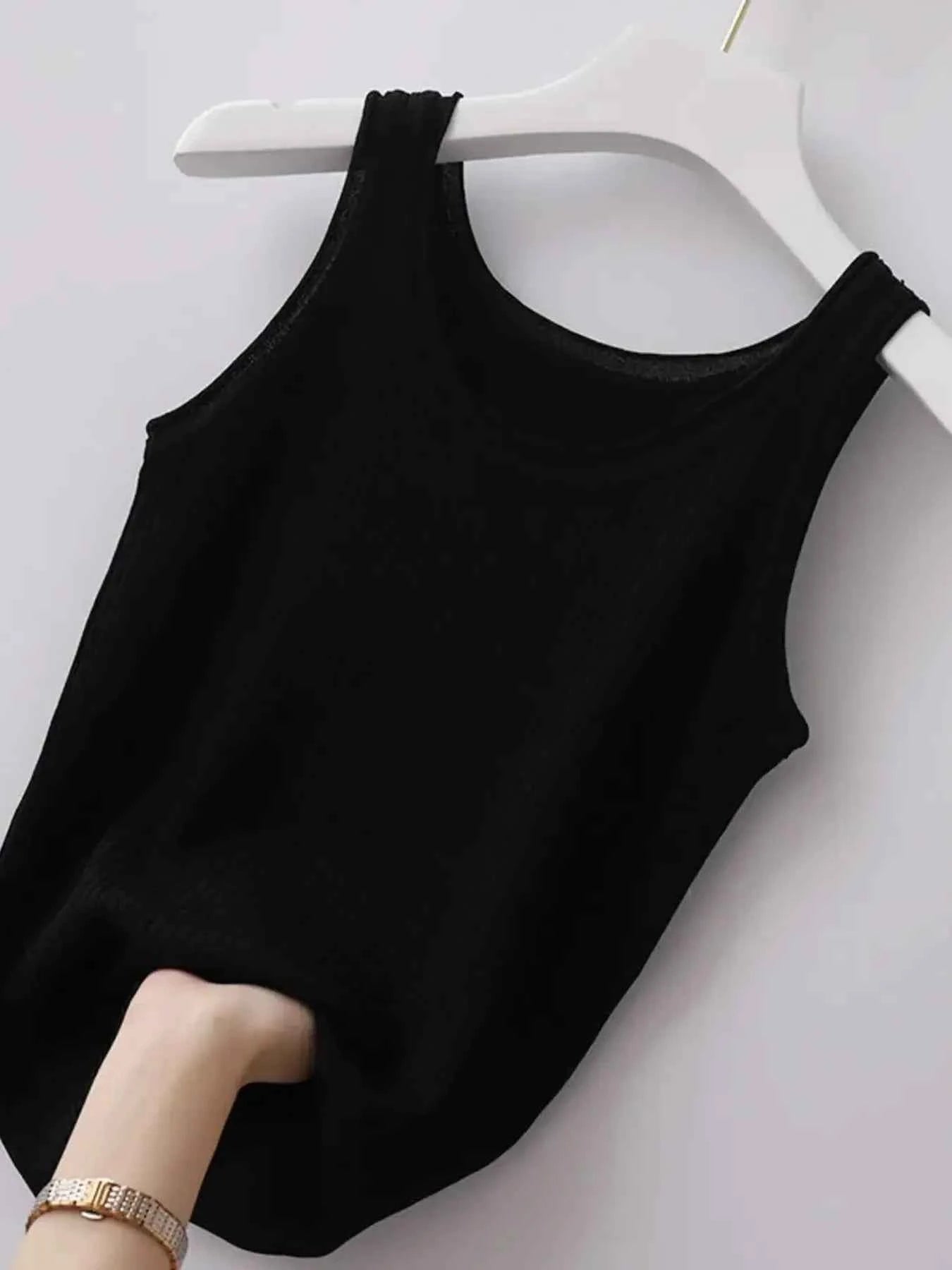 Plus Size Ribbed Knit Scoop Neck Tank Top Black ba901184d1904d4fa0c5b37dc4e6ad5d-Max-Origin