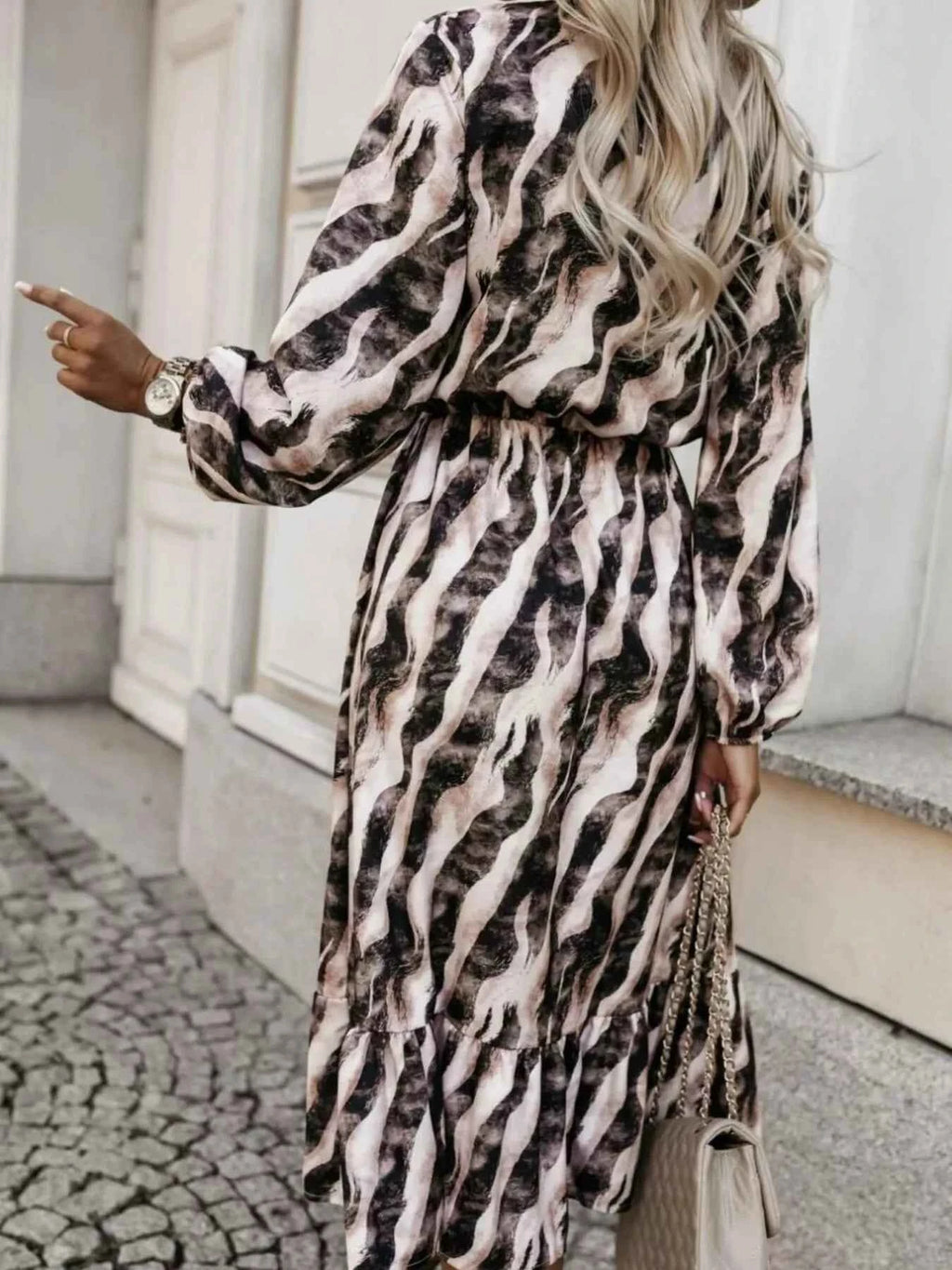 Ruffled Hem Striped Long Sleeve Dress babb5daa-b2dd-4f6d-847f-7ec2b19e9e9b-Max-Origin