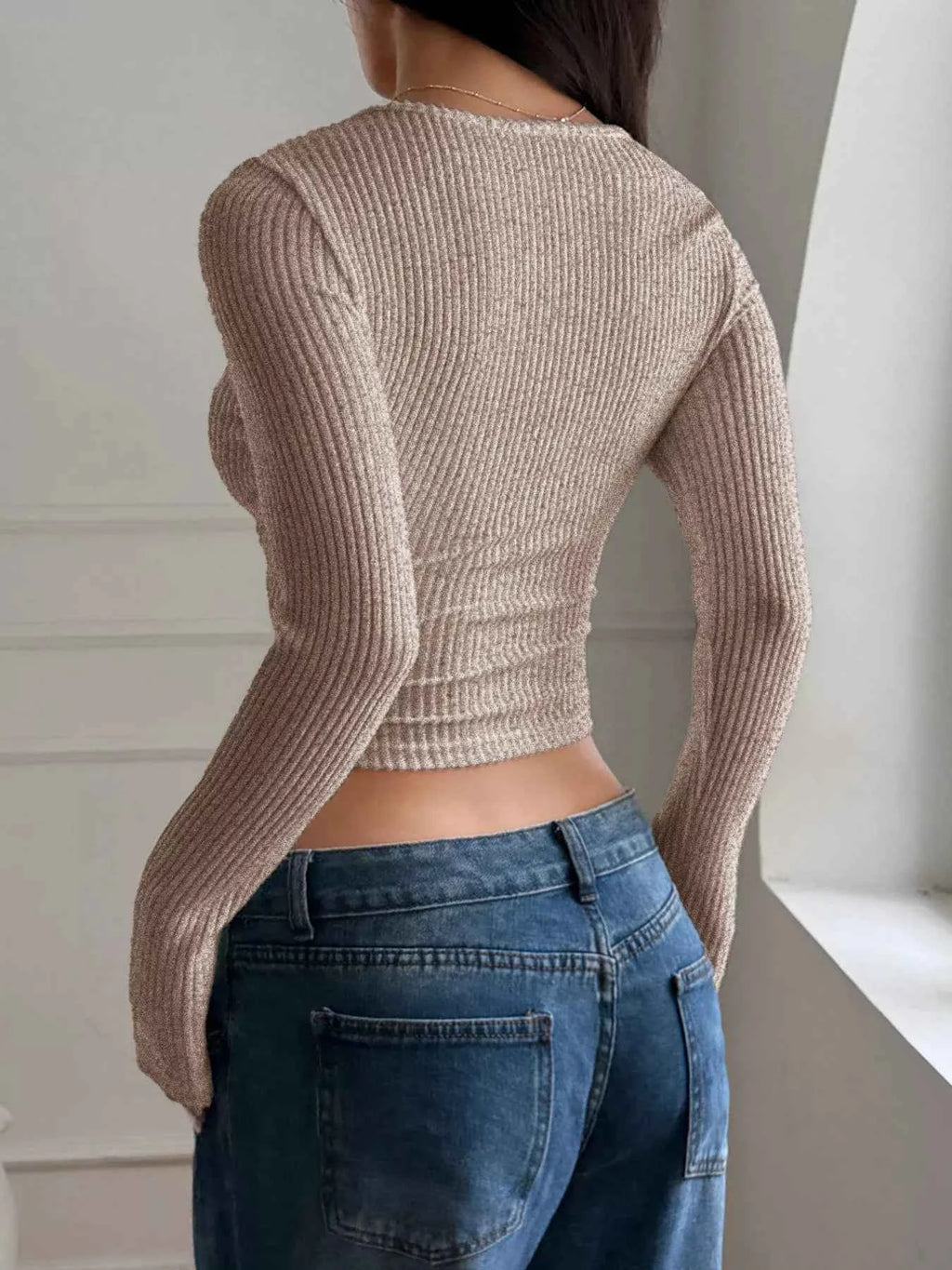 Ribbed Long Sleeve Crop T-Shirt babf4d4fb1af440abf62330bccab8473-Max-Origin