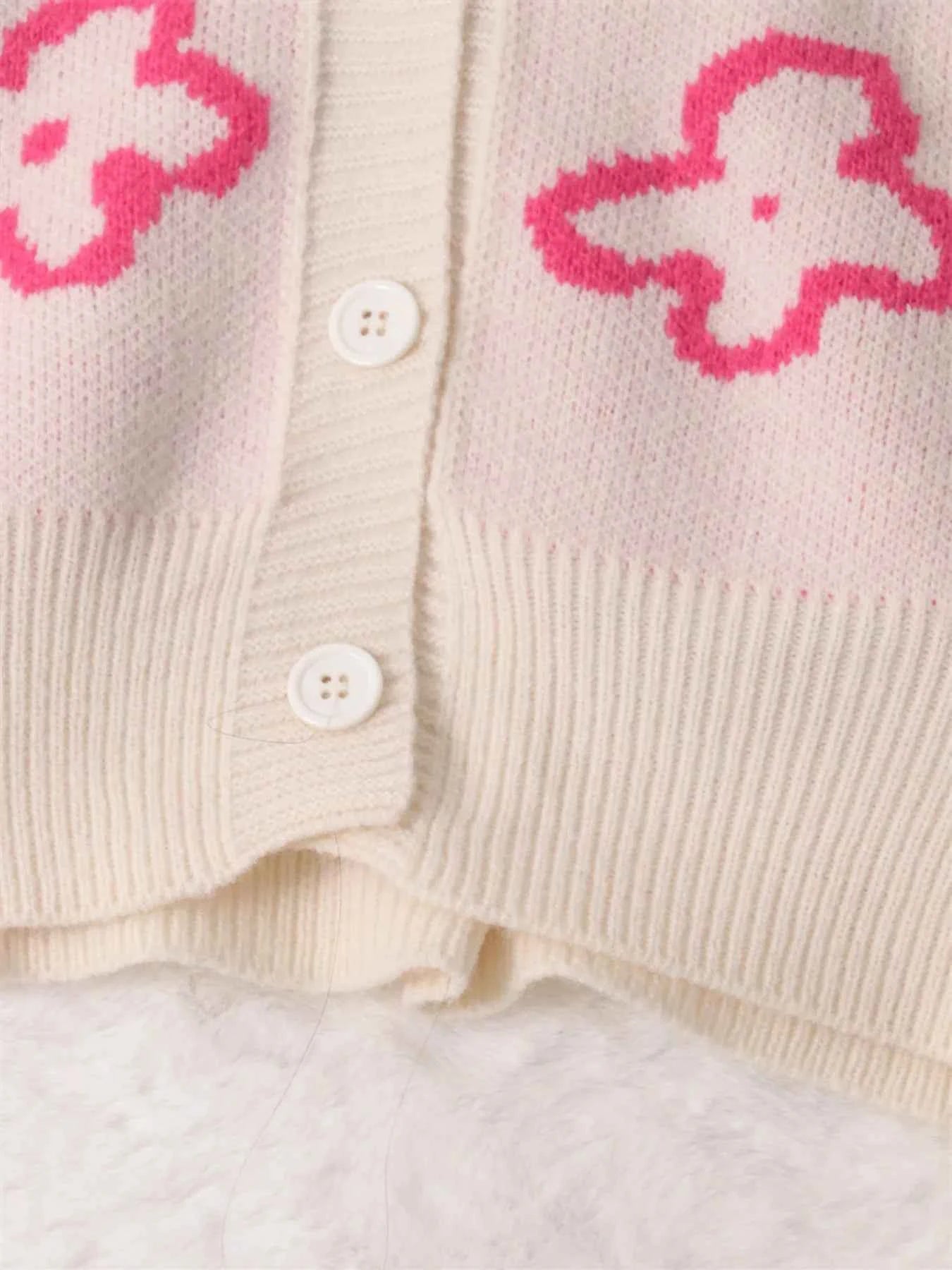 Floral Pattern Button-Up Cardigan badc92f6d590469ba4523c9eff5dc8d3-Max-Origin