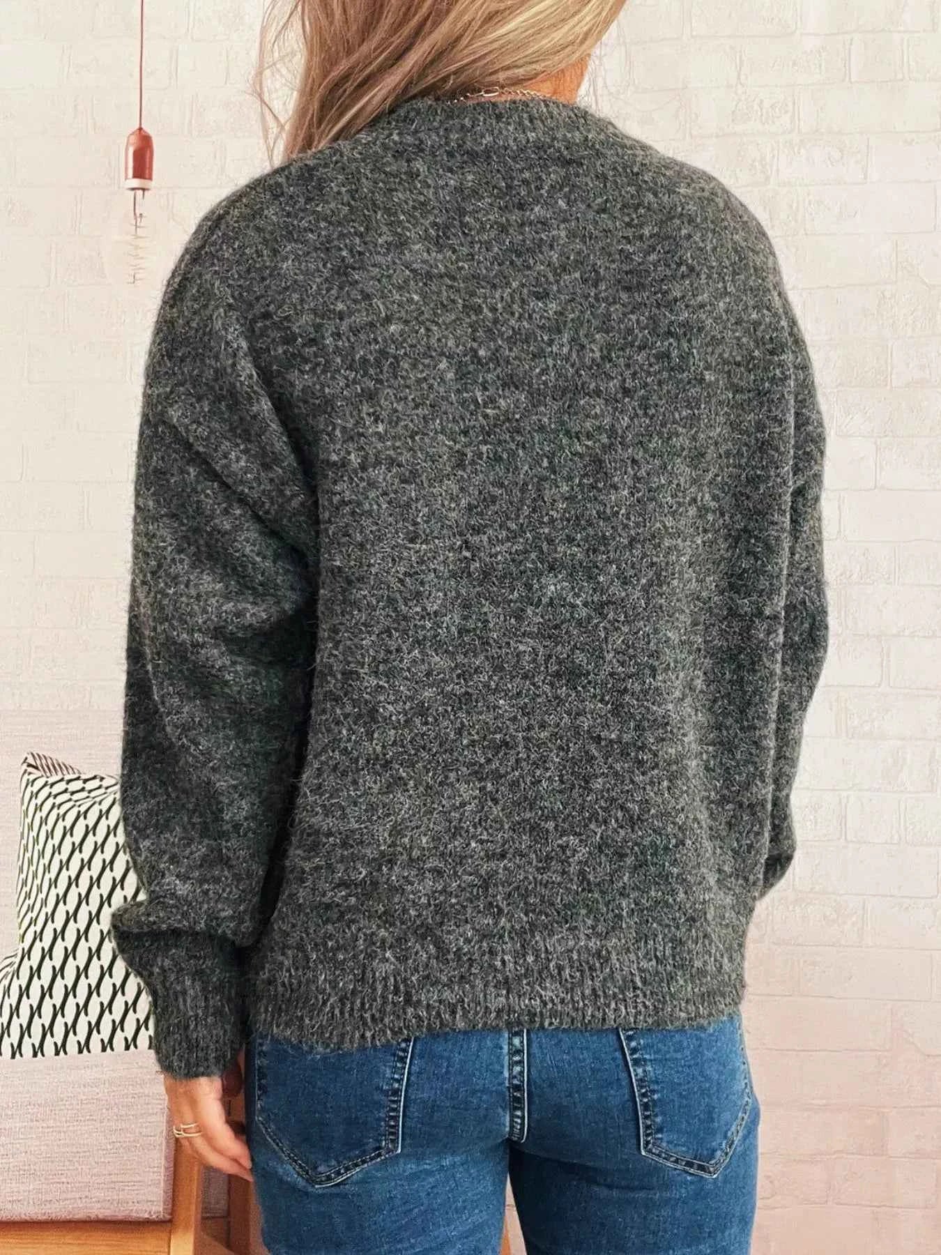 Contrast Cherry Round Neck Sweater bafdeacf-fd99-4604-b029-a5a9540c3c25-Max-Origin