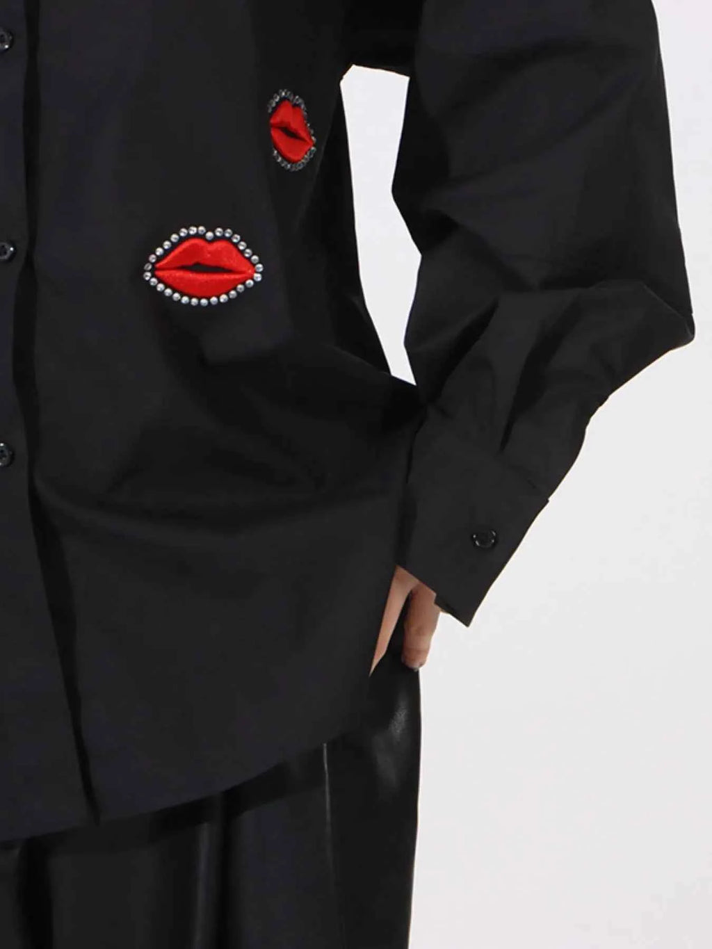 Lips Button Up Long Sleeve Shirt bb44d7cd-6808-43e4-8d35-38cd28a49139-Max-Origin