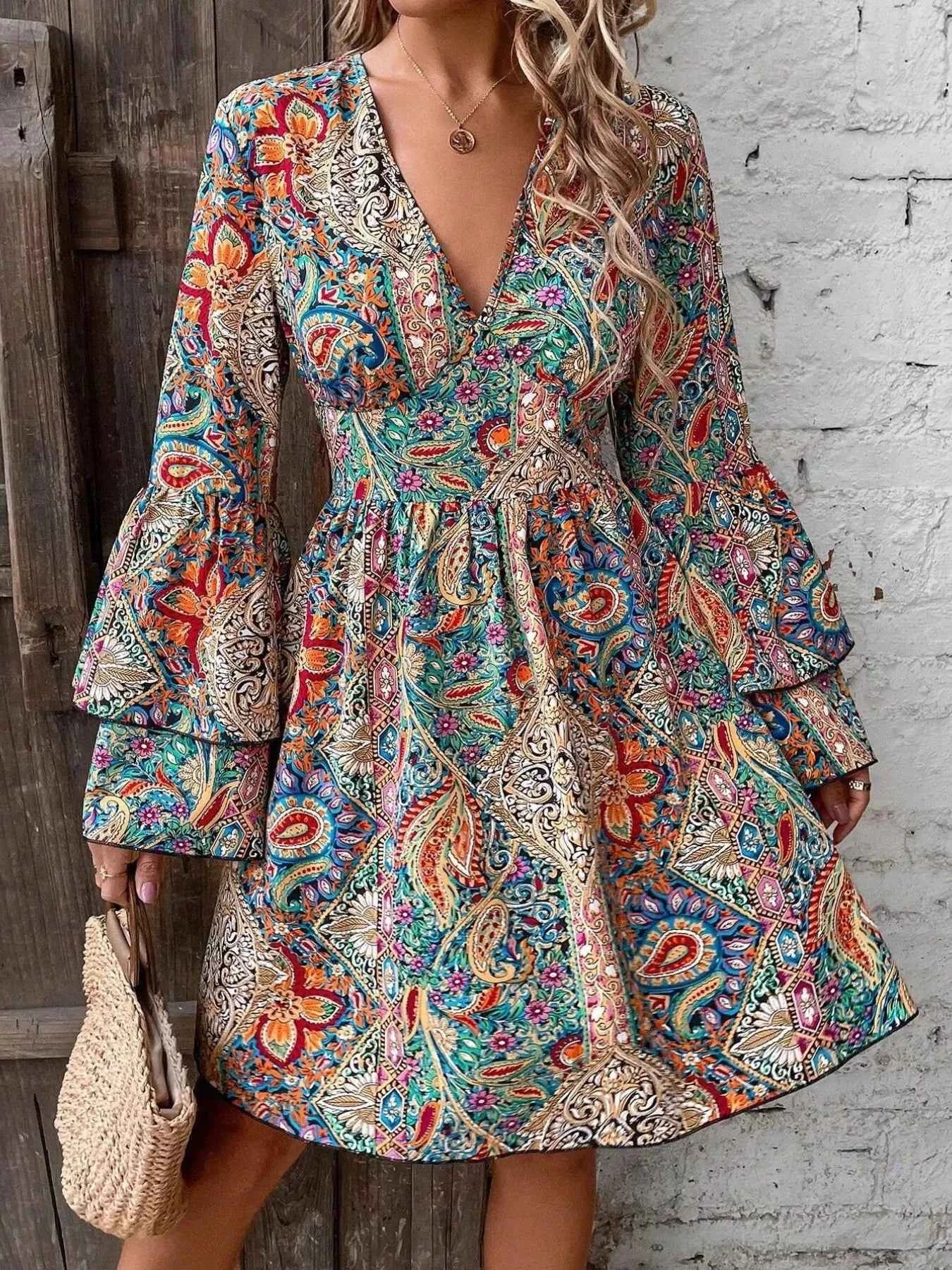 Paisley Print V-Neck Flounce Sleeve Dress bb5268c9-5423-45f8-9554-4ca3946fe05c-Max-Origin