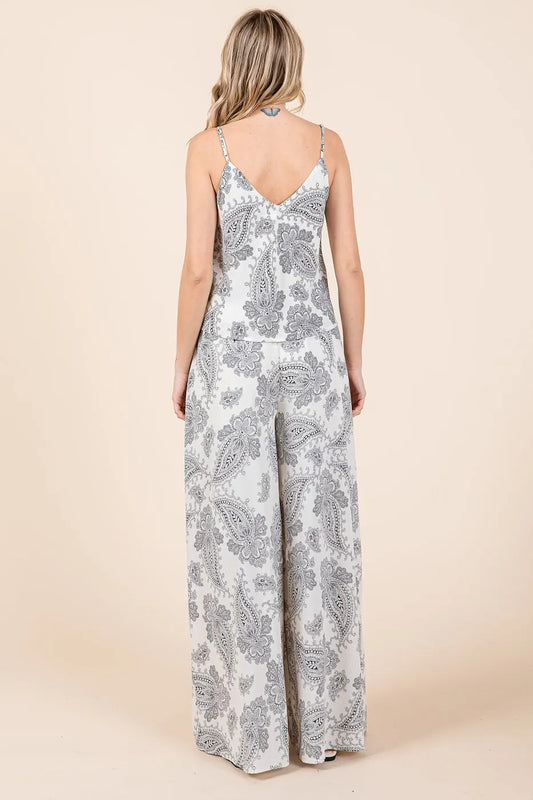 Paisley Print Cami and Pants Set bb8fc587361e4dfa95fa7f567125b393-Max-Origin