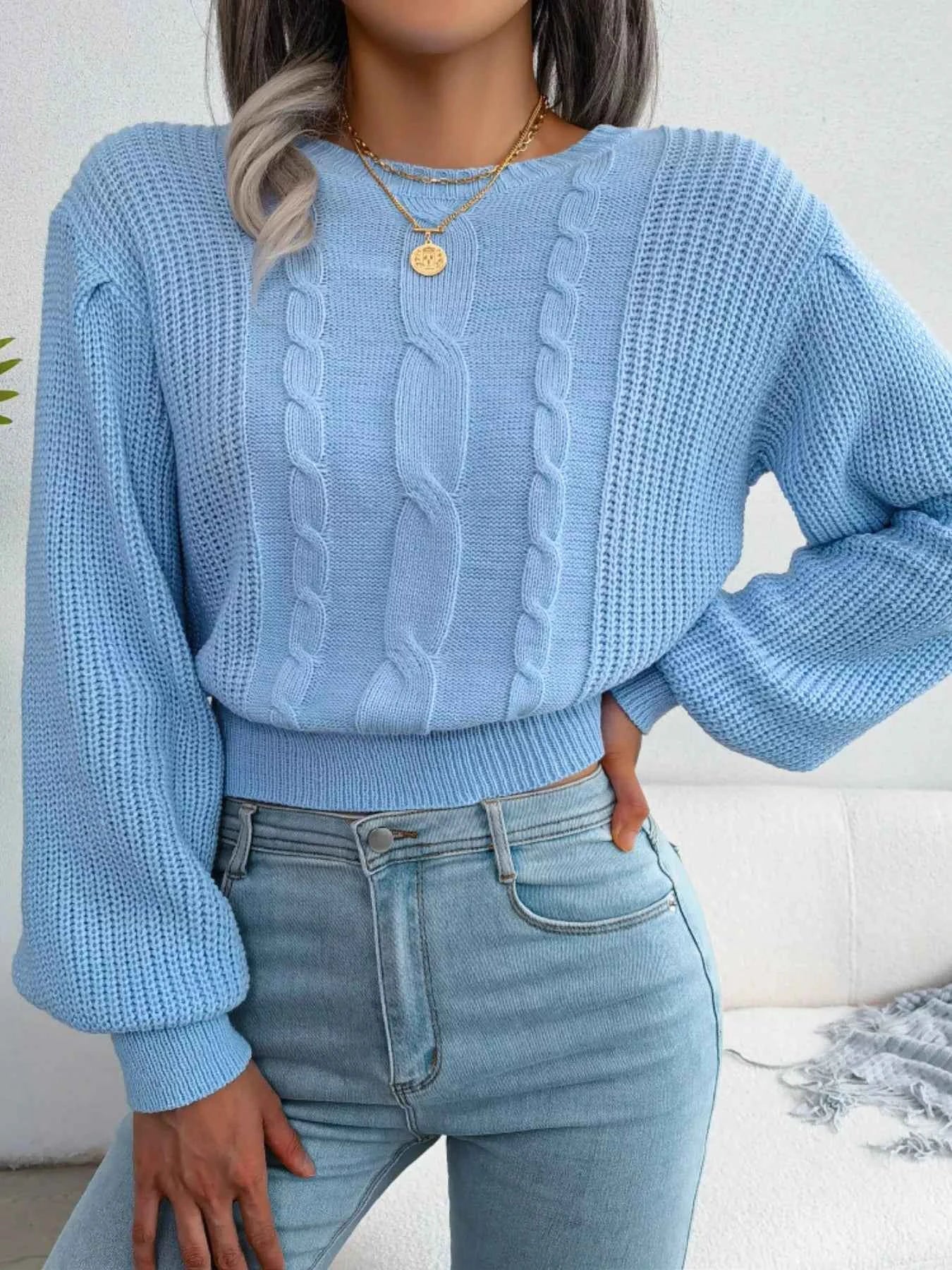 Cable Knit Round Neck Cropped Sweater bba8ac42-45e7-4a70-a5e9-aa23cc823f1a-Max-Origin