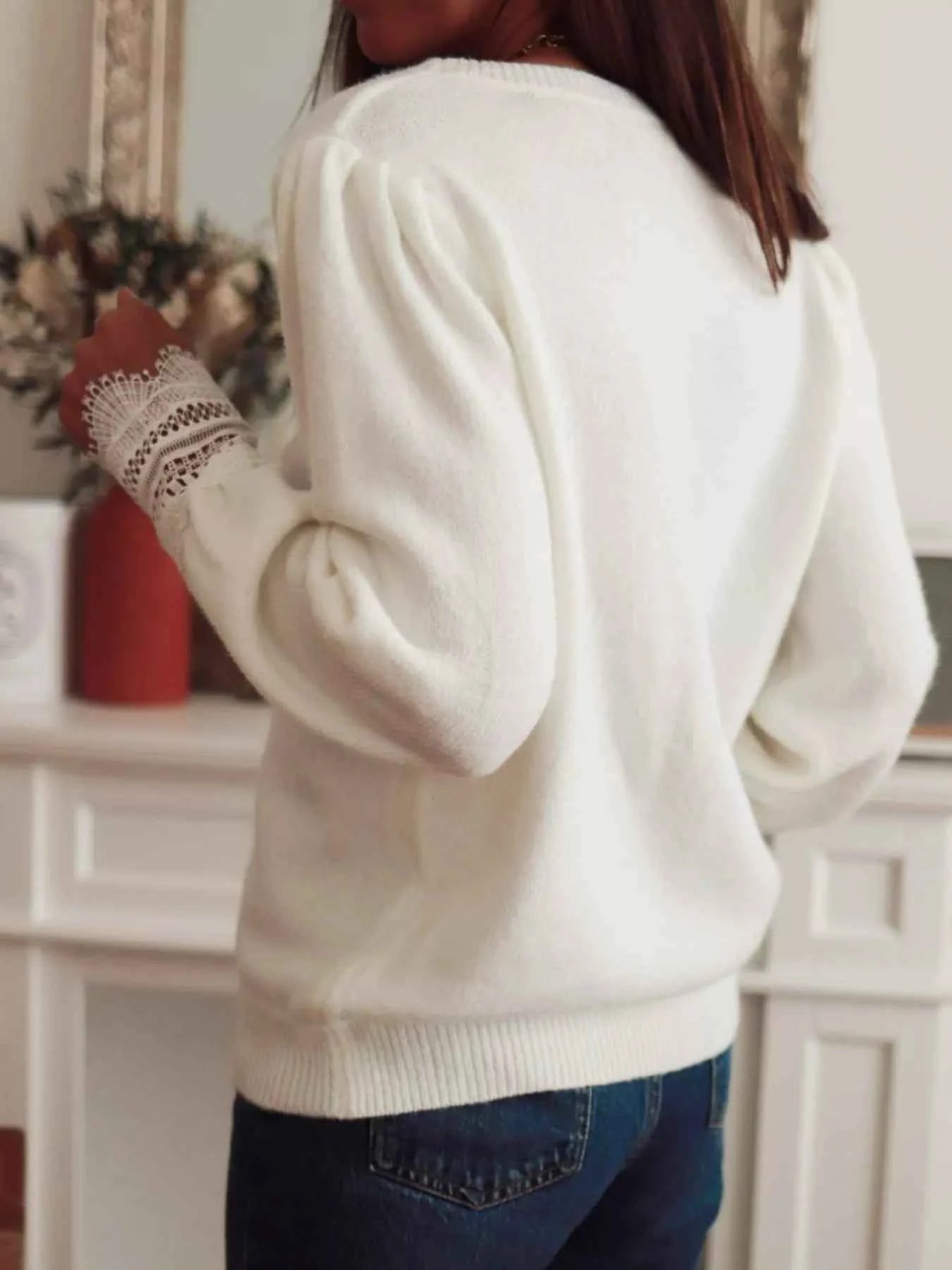 Lace Trim V-Neck Sweater bbc97daeb6034b7f83e27c539dcd98ae-Max-Origin