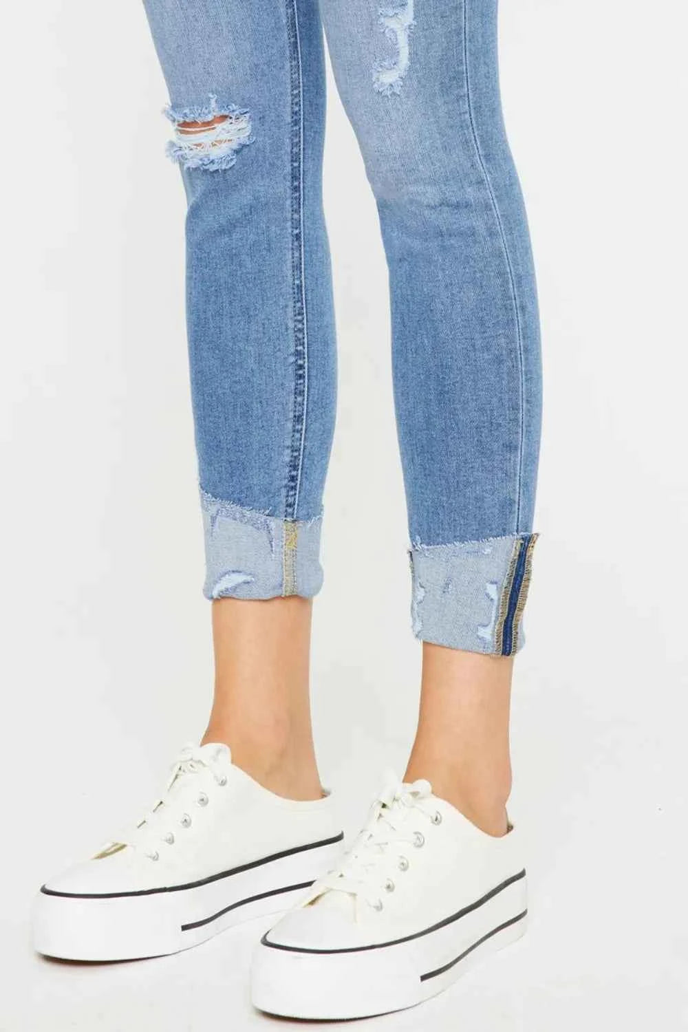 Kancan Distressed Cat's Whiskers Button Fly Jeans bbd26f9b-2ec0-4639-a5d5-d3eb4dcf74f4-Max