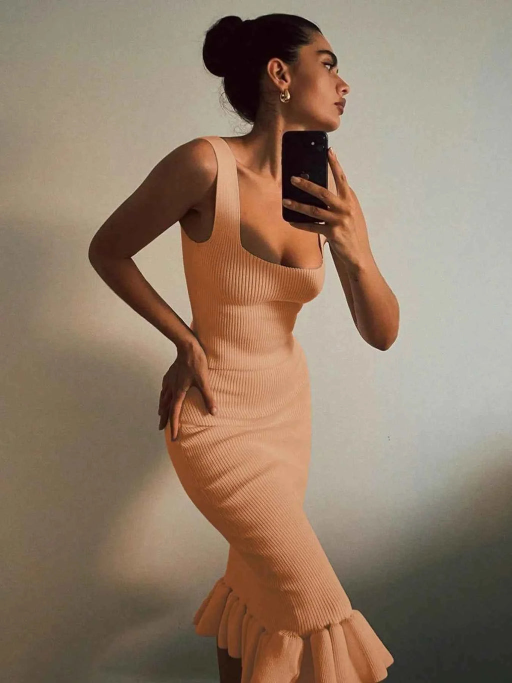 Ribbed Knit Bodycon Mermaid Dress with Ruffle Hem bc4fe234-f8c6-4e28-b811-f1e41d8e23e4-Max-Origin