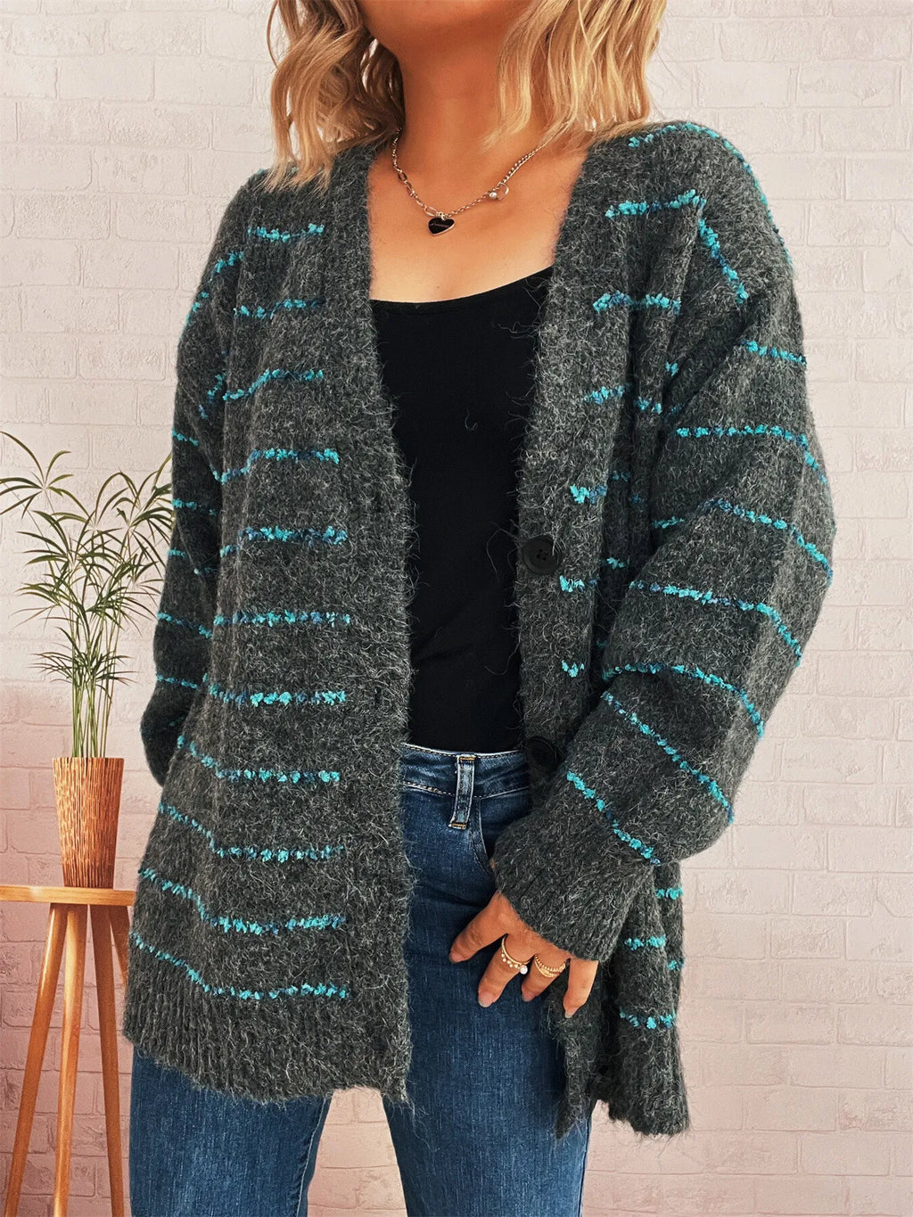 Striped Button-Up Cardigan with V-Neck Design bc578534164048d3aa0a8722a1b6d670-Max-Origin
