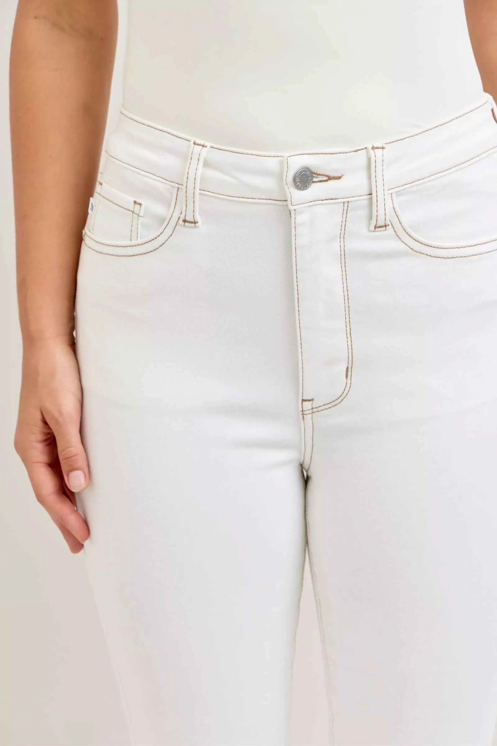 Judy Blue Contrast Stitching Cropped Flare Jeans bc5b4ec0-85ff-4d5c-81e7-f3a387665bab-Max-Origin