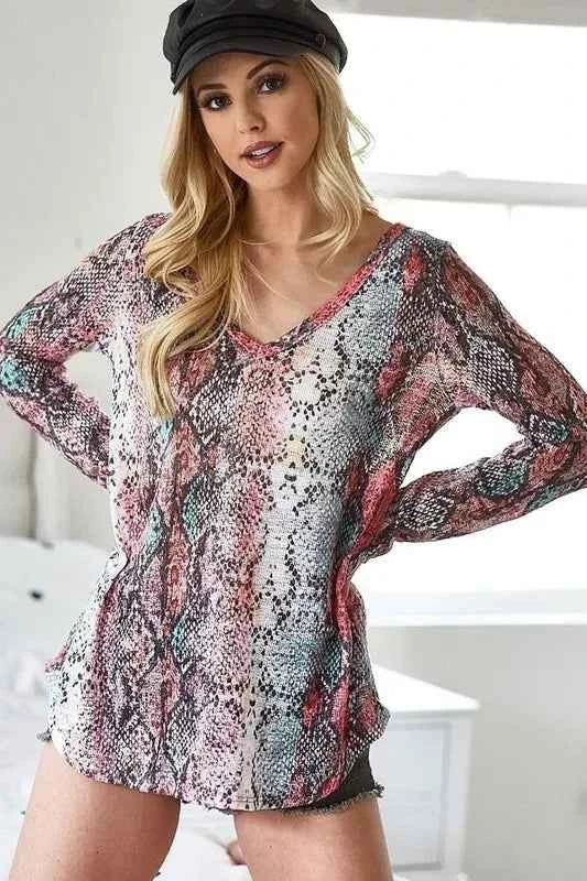 Snakeskin Print Low Gauge Hacci V Neck Top bca6aa89100b49cba4a8643850d1c035-Max-Origin