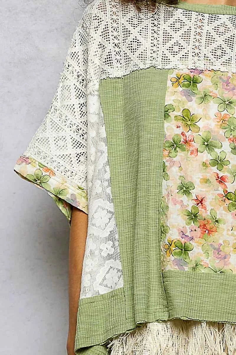 POL Floral Patchwork Lace Accent Blouse bcc5d7a2-d1a9-491c-88ec-12eeeff33206-Max-Origin