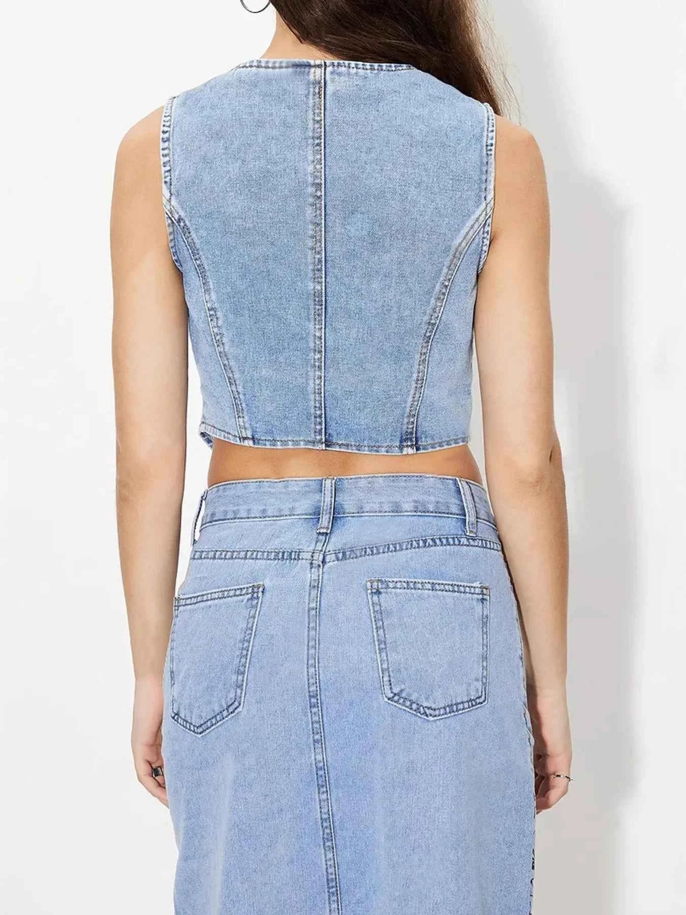 Button-Up Sleeveless Denim Vest bccce533253e4af6a9d31bd3525de597-Max-Origin