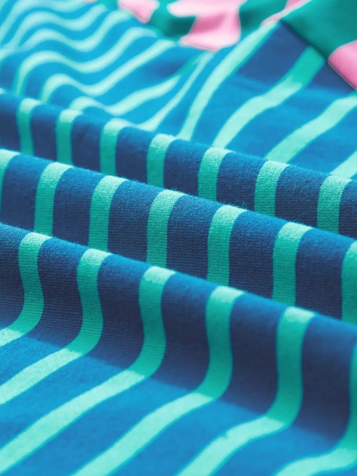 Colorful Striped Oversized T-Shirt bcdaca94-3747-4619-85d0-4368187fd6b8-Max-Origin