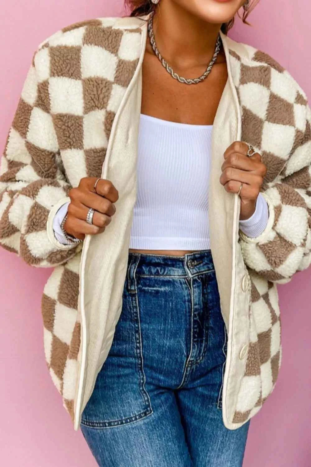 Checkered Sherpa Oversized Button Up Jacket Plaid bce007d6-45ba-4f47-8a9f-56cb247b6ee0-Max-Origin