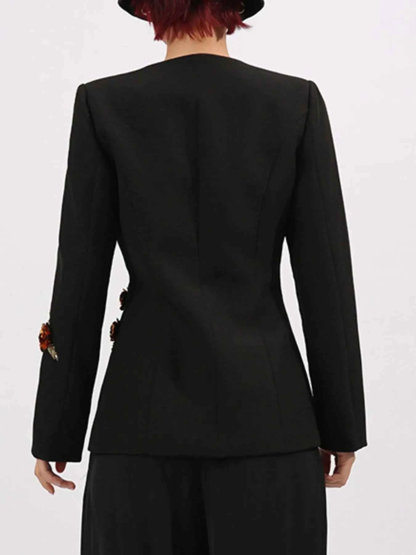 Embroidered Long Sleeve Blazer bd1810d2-47b0-4b83-aeb4-f7f2cdb7e505-Max-Origin