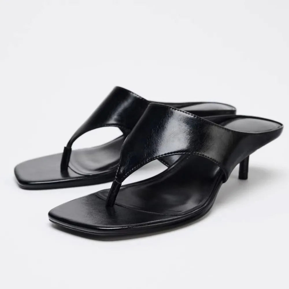Toe Post Kitten Heels Sandals bd2b60d7-ec45-467a-b7cd-2c870be193c3-Max