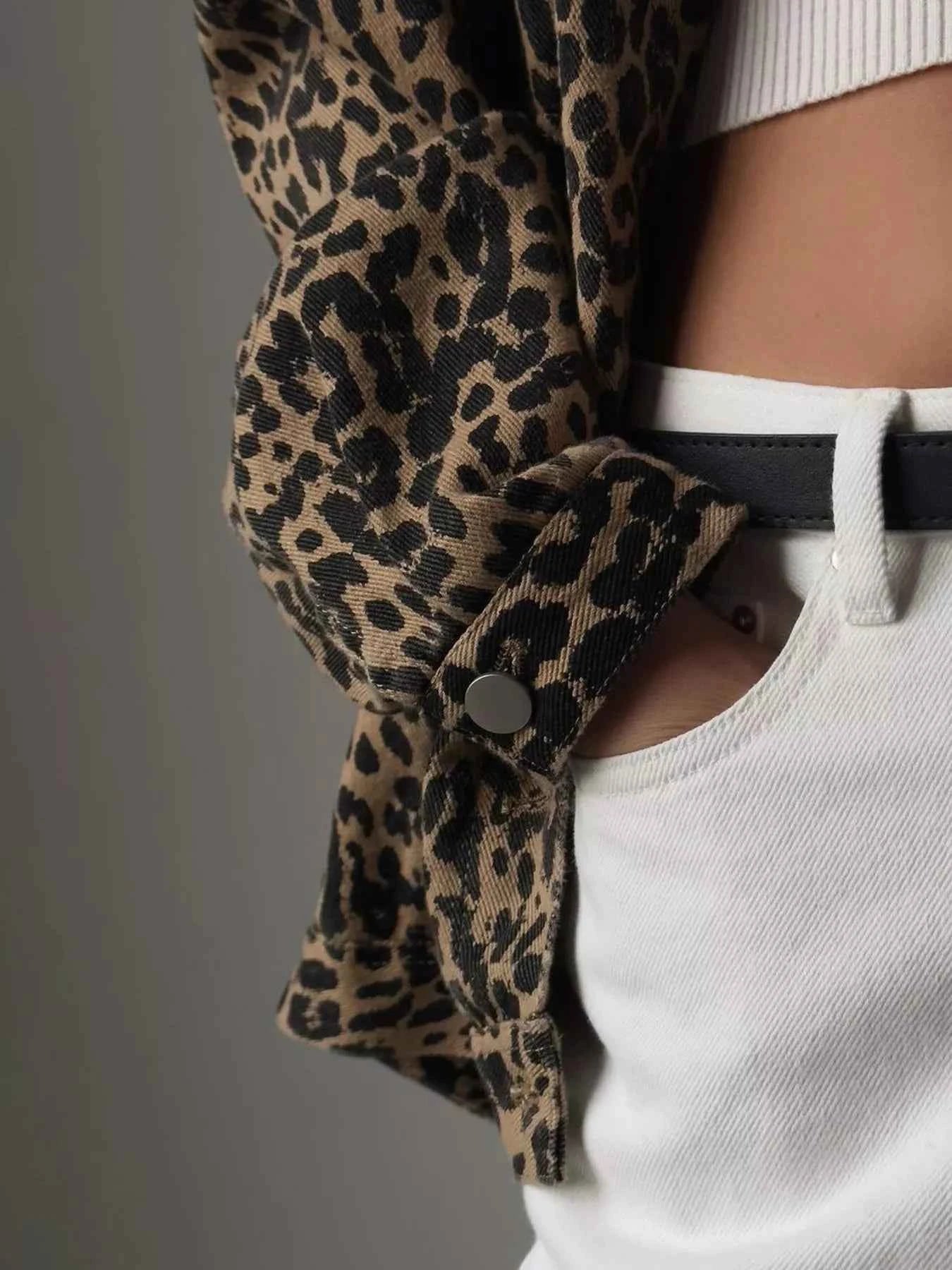 Leopard Button Up Long Sleeve Denim Jacket bd47f5162f534645985a8c4e0dc095ca-Max-Origin