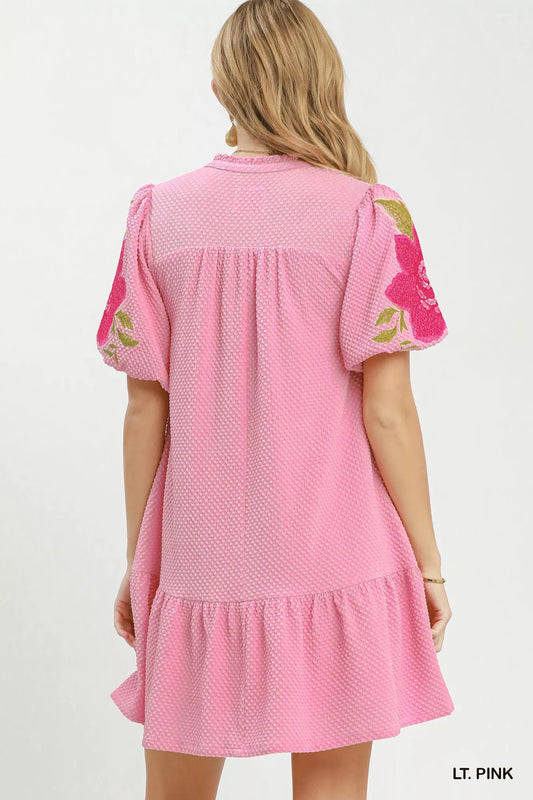 Floral Embroidered Textured Jacquard Dress bd48edd4-a366-418c-aa8f-cb61e9bd0b6e-Max-Origin