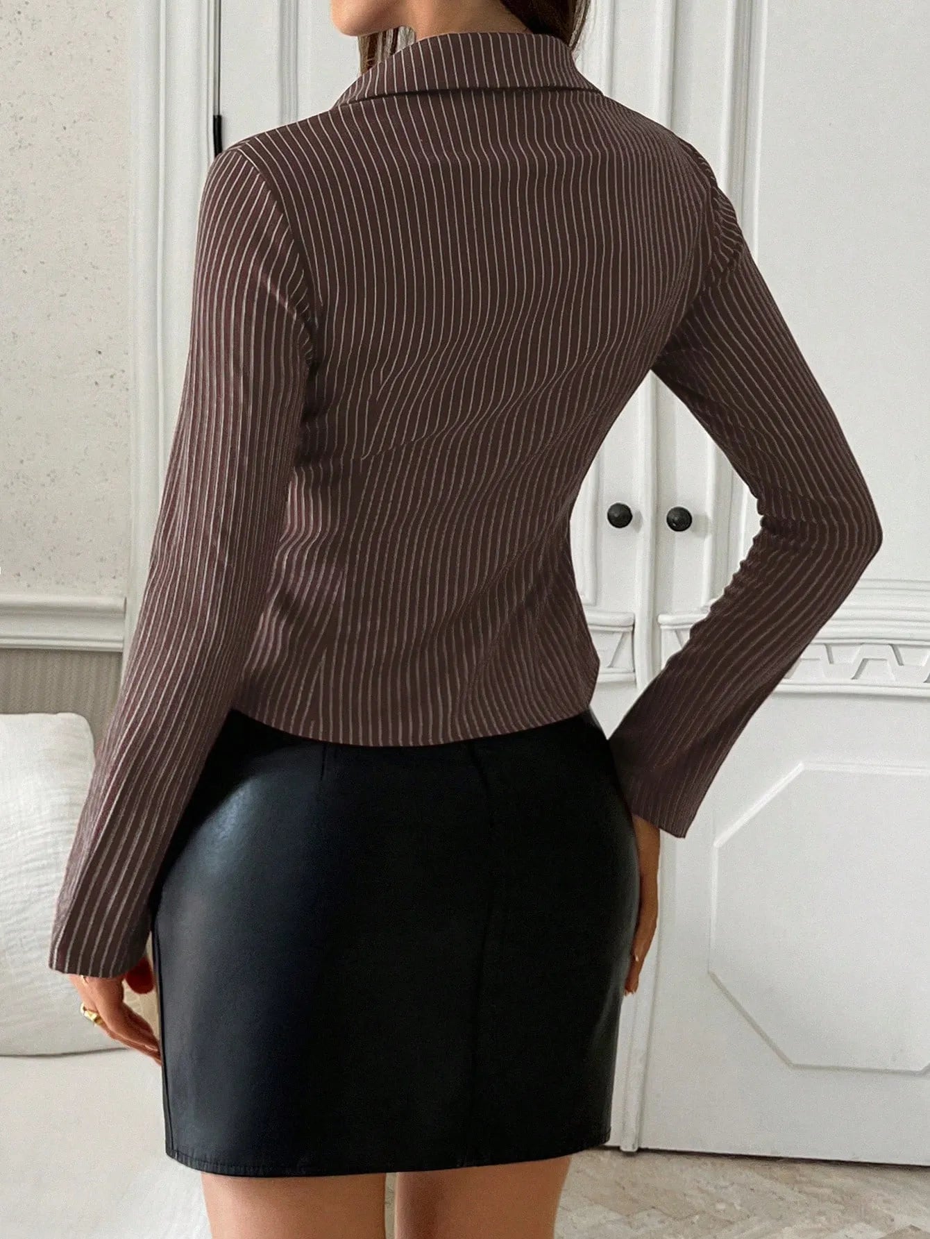 Striped Button Up Long Sleeve Shirt bd941172-c7b8-44b7-93d1-2ce8fe4934af-Max-Origin