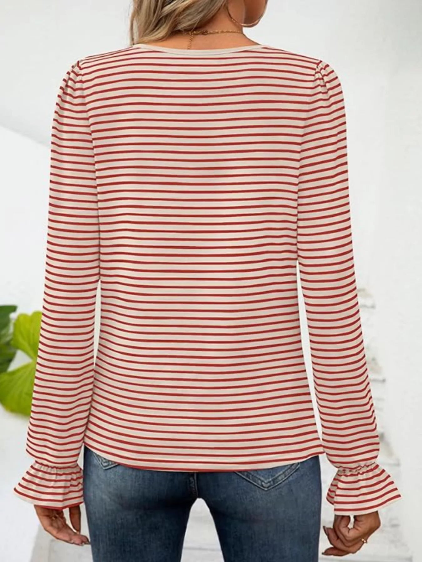Striped Long Sleeve T-Shirt with Square Neckline bda141361bb04ade9ac2c1e5de27eb3a-Max-Origin