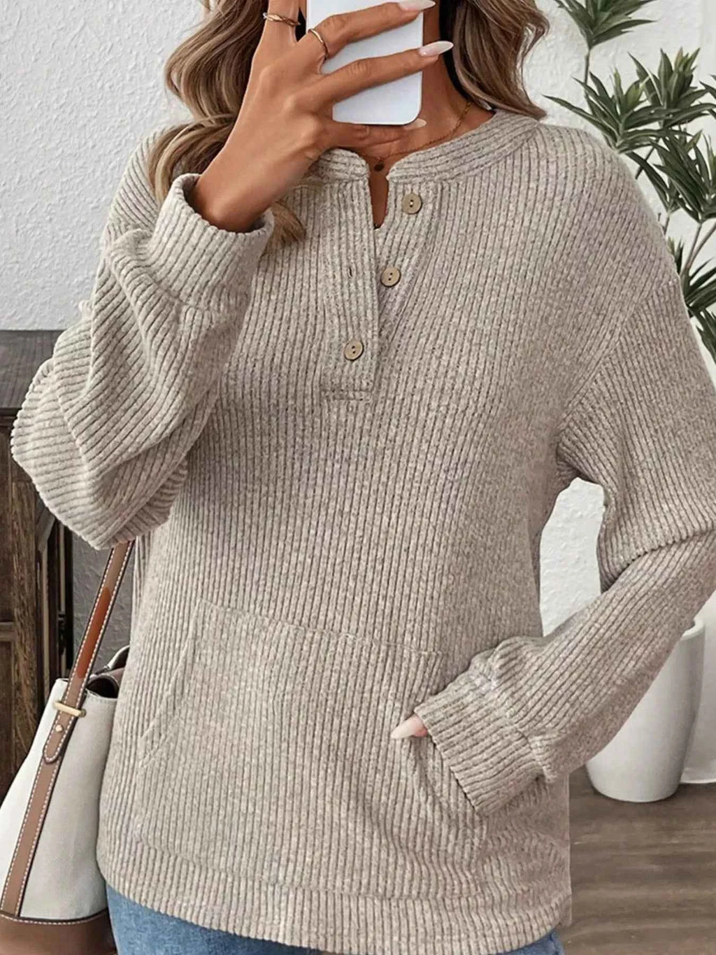 Button Detail Long Sleeve Top bdae0d80-9241-4b98-a9bd-9abd05cc987d-Max-Origin