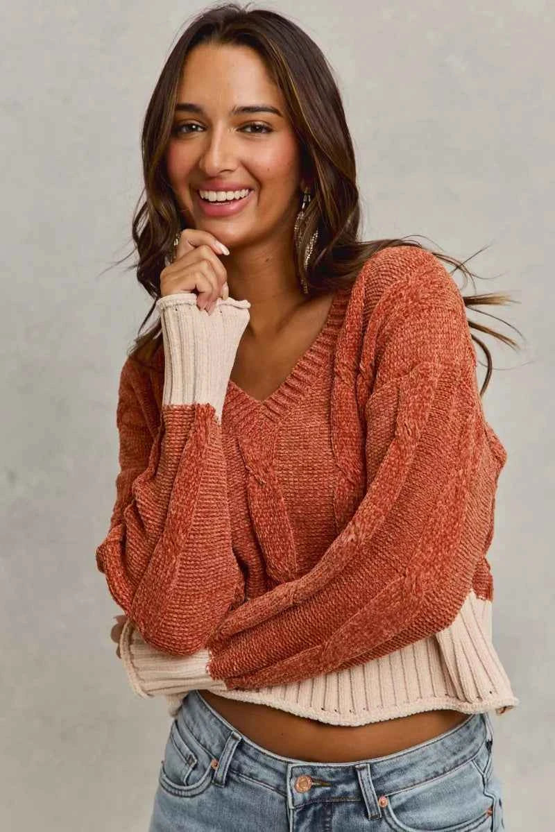 SO ME Chenille Cable Knit V Neck Contrast Cropped Sweater bde9c0cdd5a343b18d5d93fcb6260b64-Max-Origin