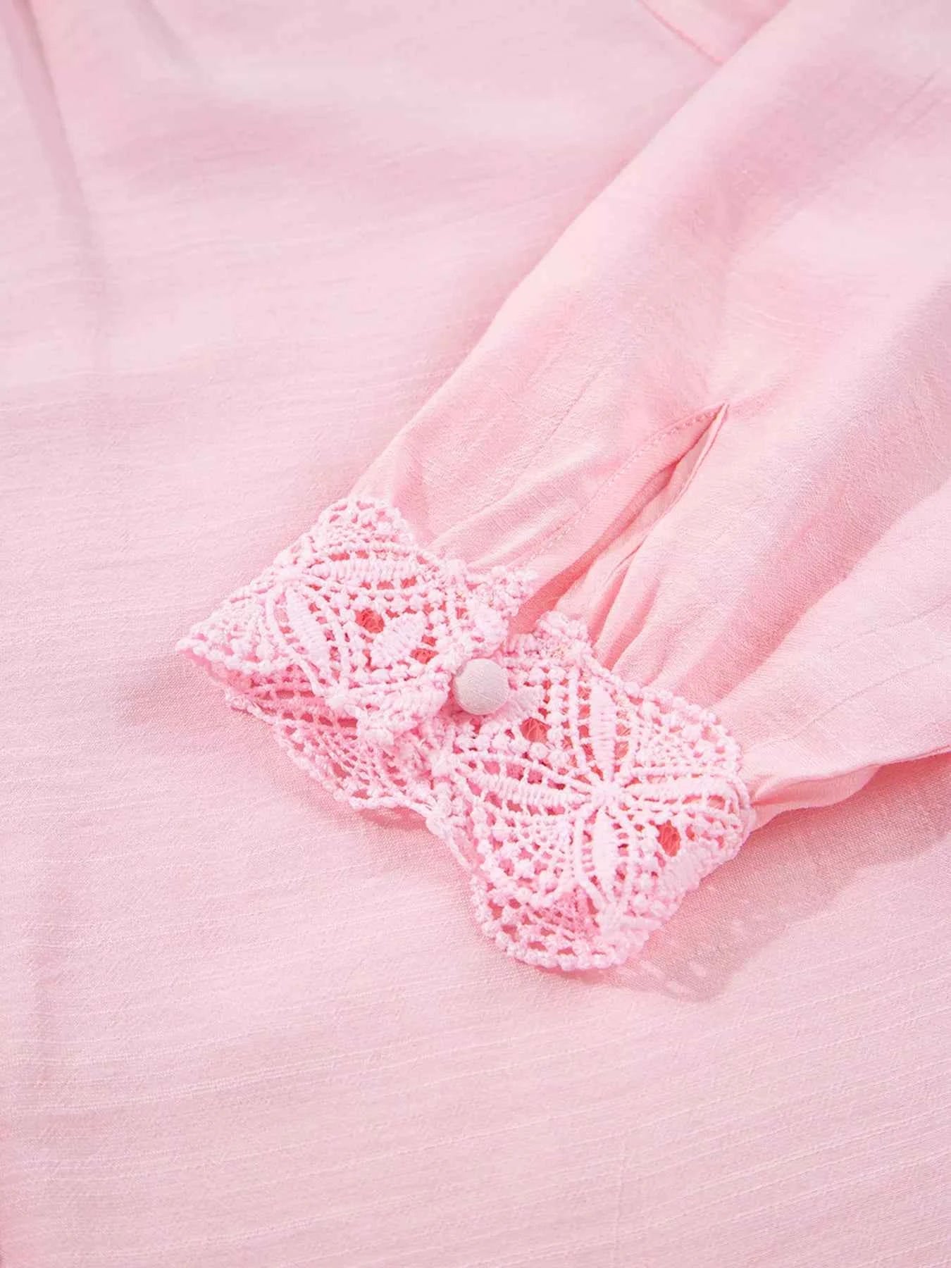 Lace Patchwork Edge Collarless Button Up Shirt bded2238ebe546908e165767dfaf50b9-Max-Origin