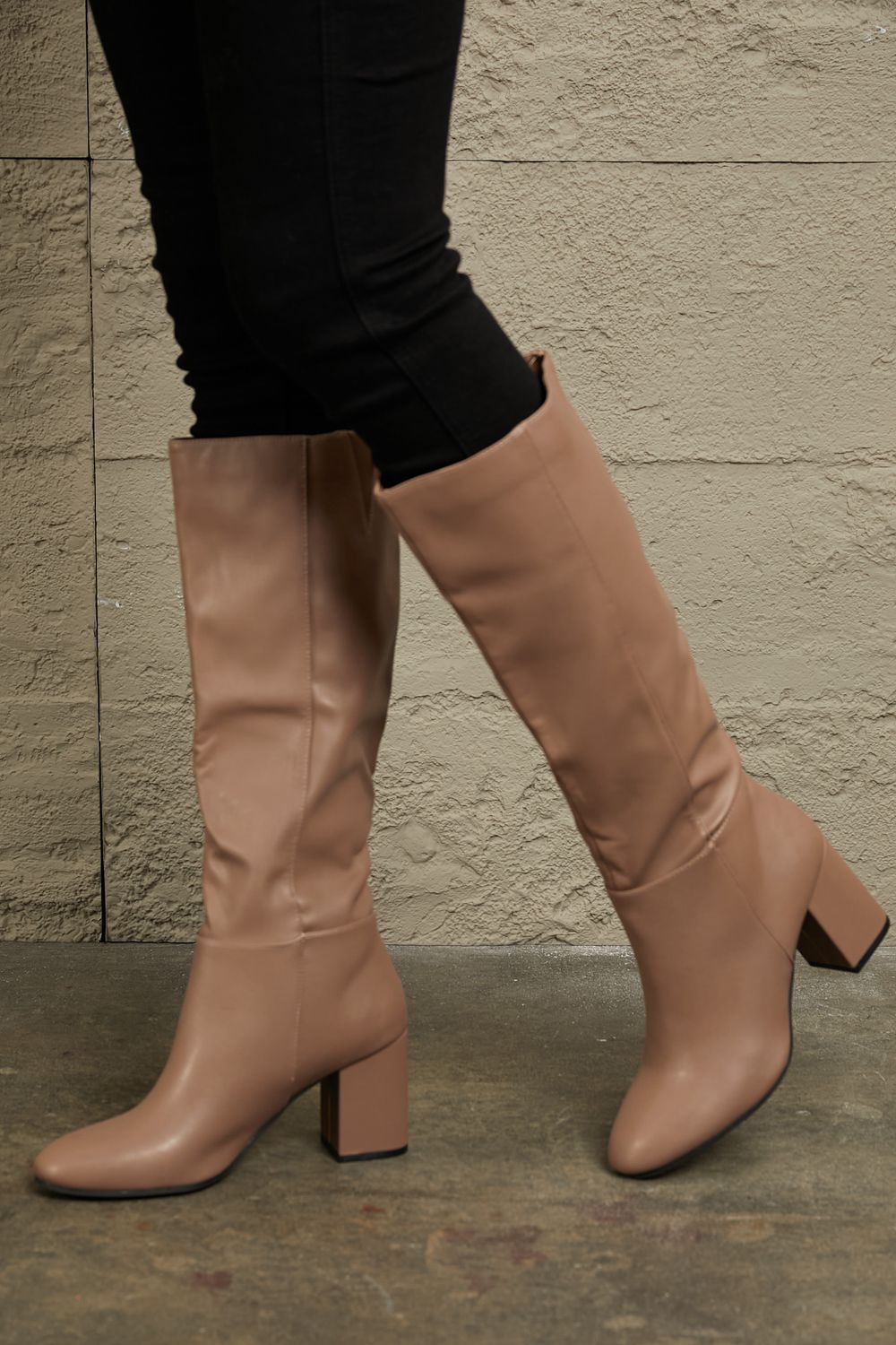 East Lion Corp Block Heel Knee High Boots bdeff8b1e84341c7a425b1e597600b10-Max