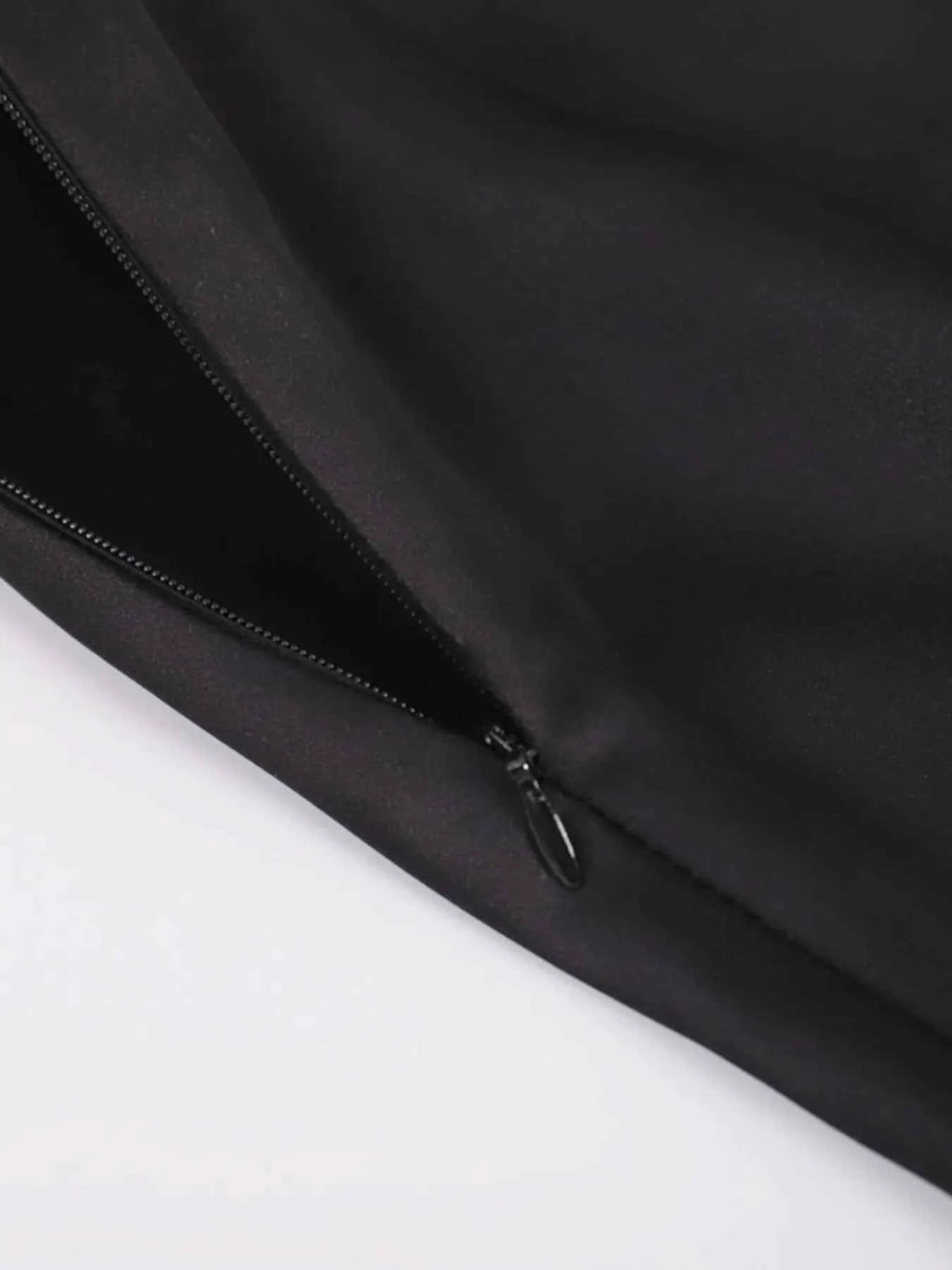 High-Waisted Maxi Skirt be260cc5c842437f9677c414fec1ff94-Max-Origin