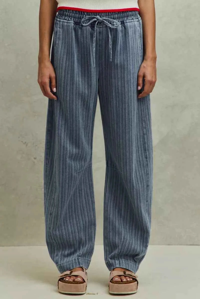 SO ME Stripe Denim Barrel Jeans Drawstring Waistband be2a0623f28c4d58baf0f202b71a4ab0-Max-Origin