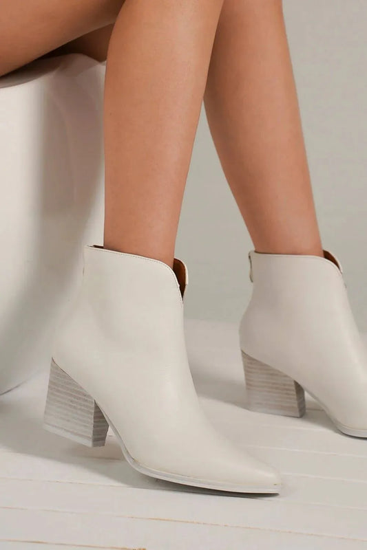 Beast Fashion PU Leather Block Heel Boots with Back Zippers White bef2ec7c-8fa9-4e49-837a-1379f55cb03a-Max