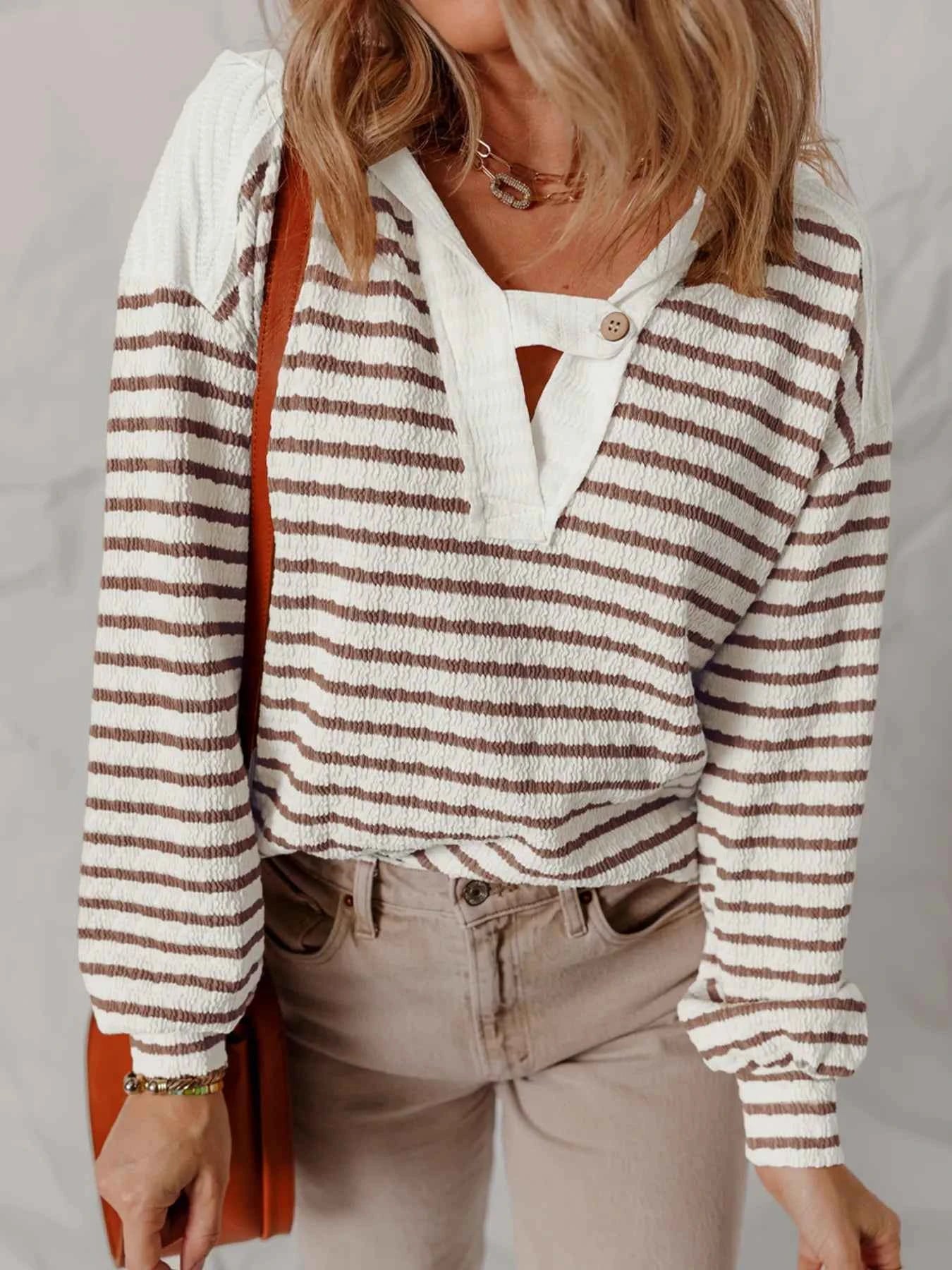Striped V-Neck Long Sleeve Knit Hoodie bf162fe285b44e77b95a8f1368777b10-Max-Origin