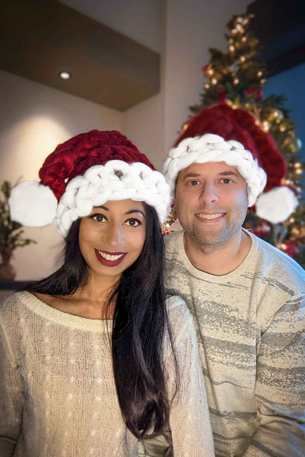 Red Dahlia Color Block Pom Pom Decor Chunky Knitted Christmas Hat bfac217b80144cf4