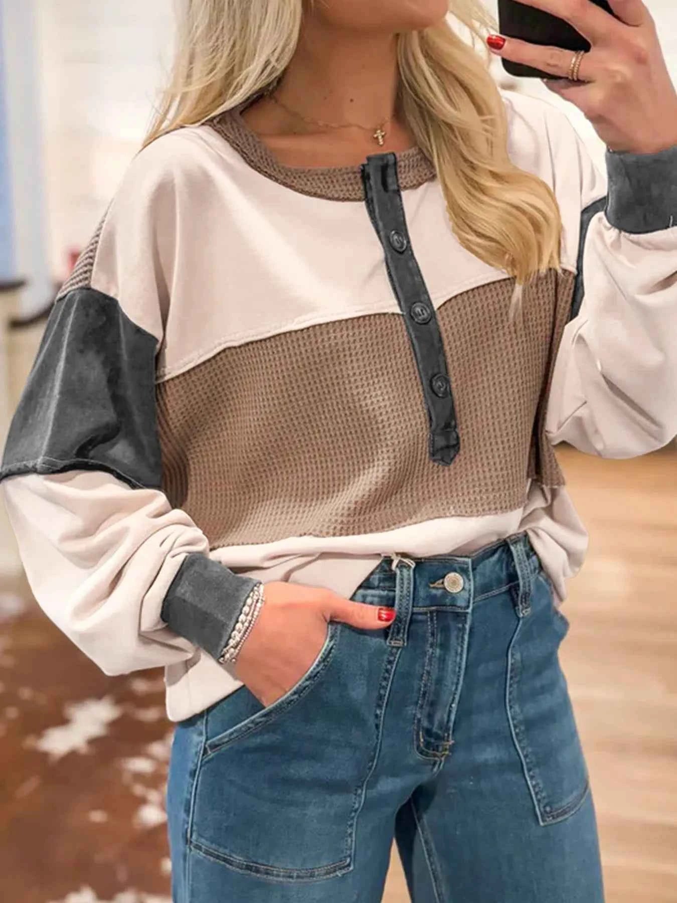 Color Block Waffled Loose Henley Top Mocha bfb2f6ffab3646ba982c7faa01f66f15-Max-Origin