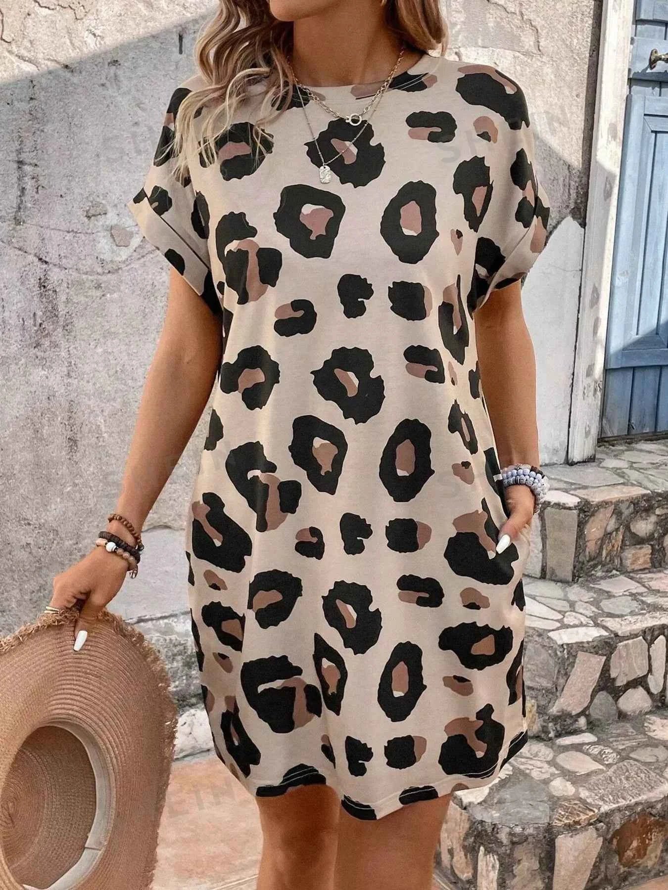 Leopard Short Sleeve Dress with Pockets c00f635761c6442189d4cc65da957a7b-Max-Origin