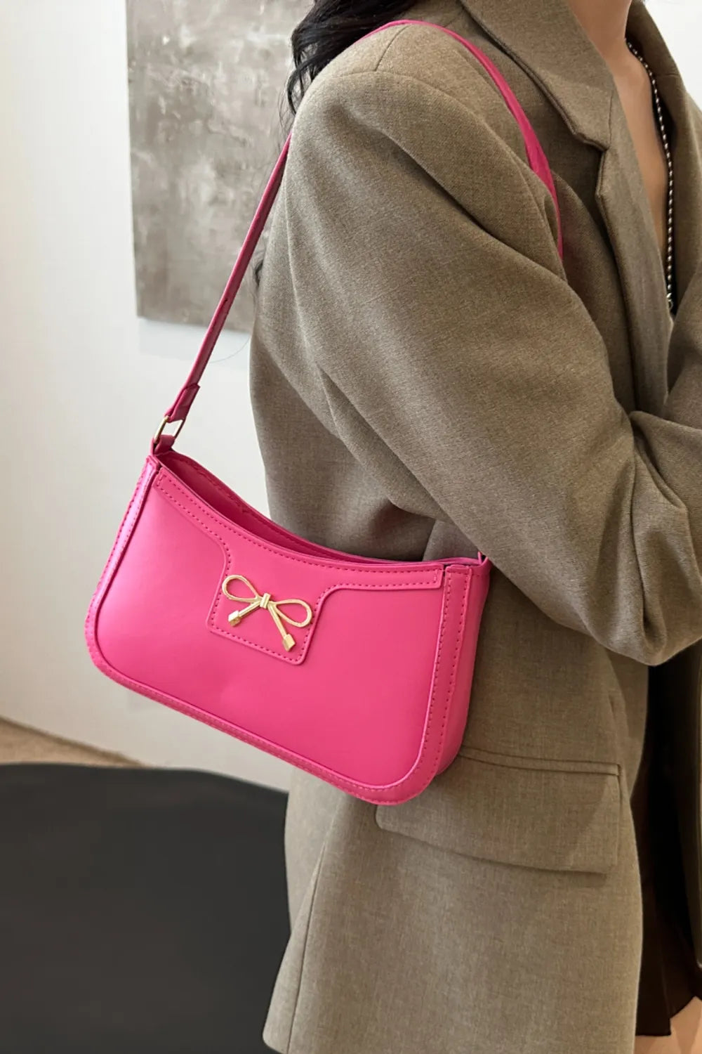 Bow Trim PU Leather Shoulder Bag c036e720-9a72-4562-bbd6-92d28198ebf5-Max