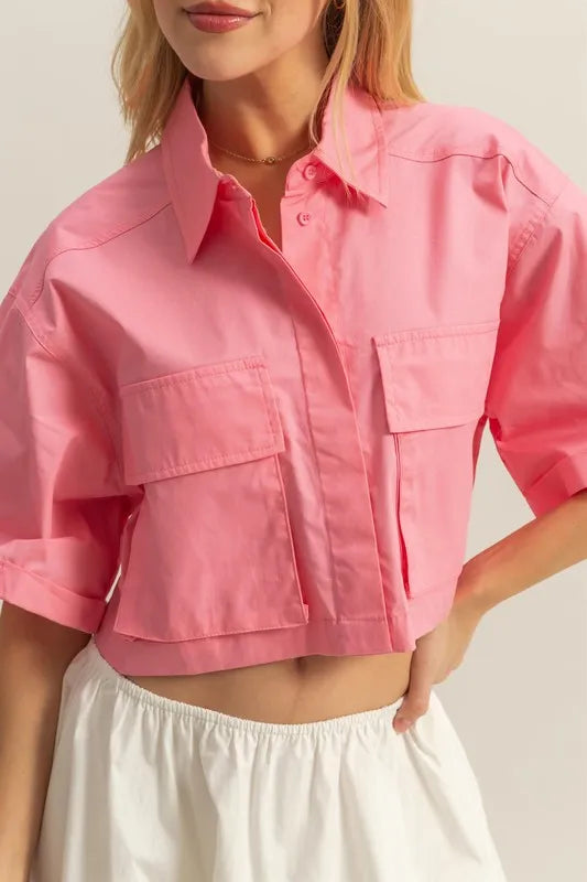 Front Pockets Poplin Collared Neck Crop Shirt c072a573-0fba-43c5-a05e-d87ed6655d88-Max