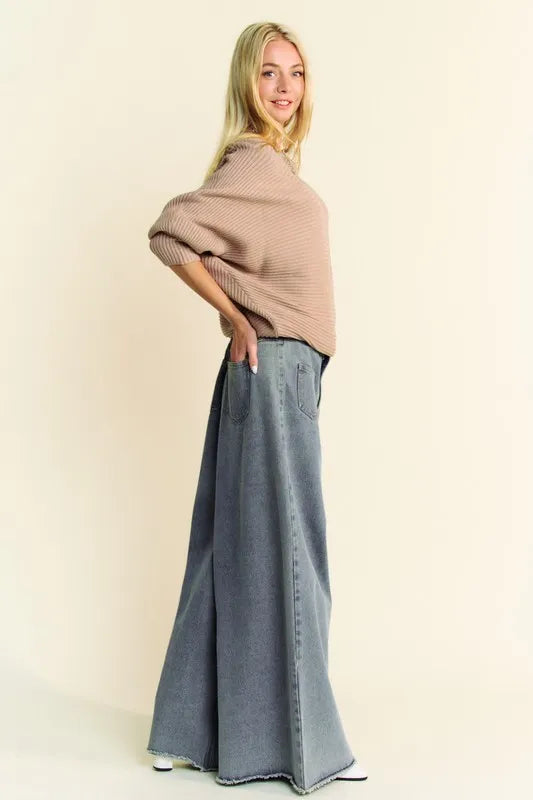 Davi & Dani Round Neck Batwing Sleeve Sweater c0b38b66-5c1e-4119-a20f-e7fc6a548952-Max