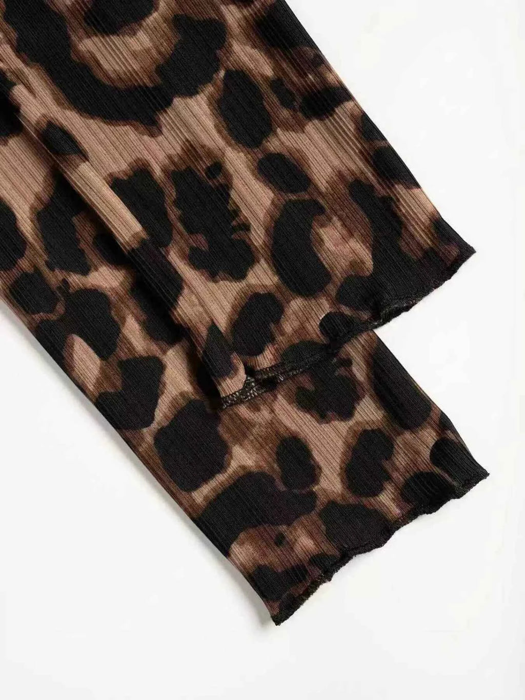 Leopard Button-Up T-Shirt c0c5a9ac14464e708d7ef4a6eda8a887-Max-Origin