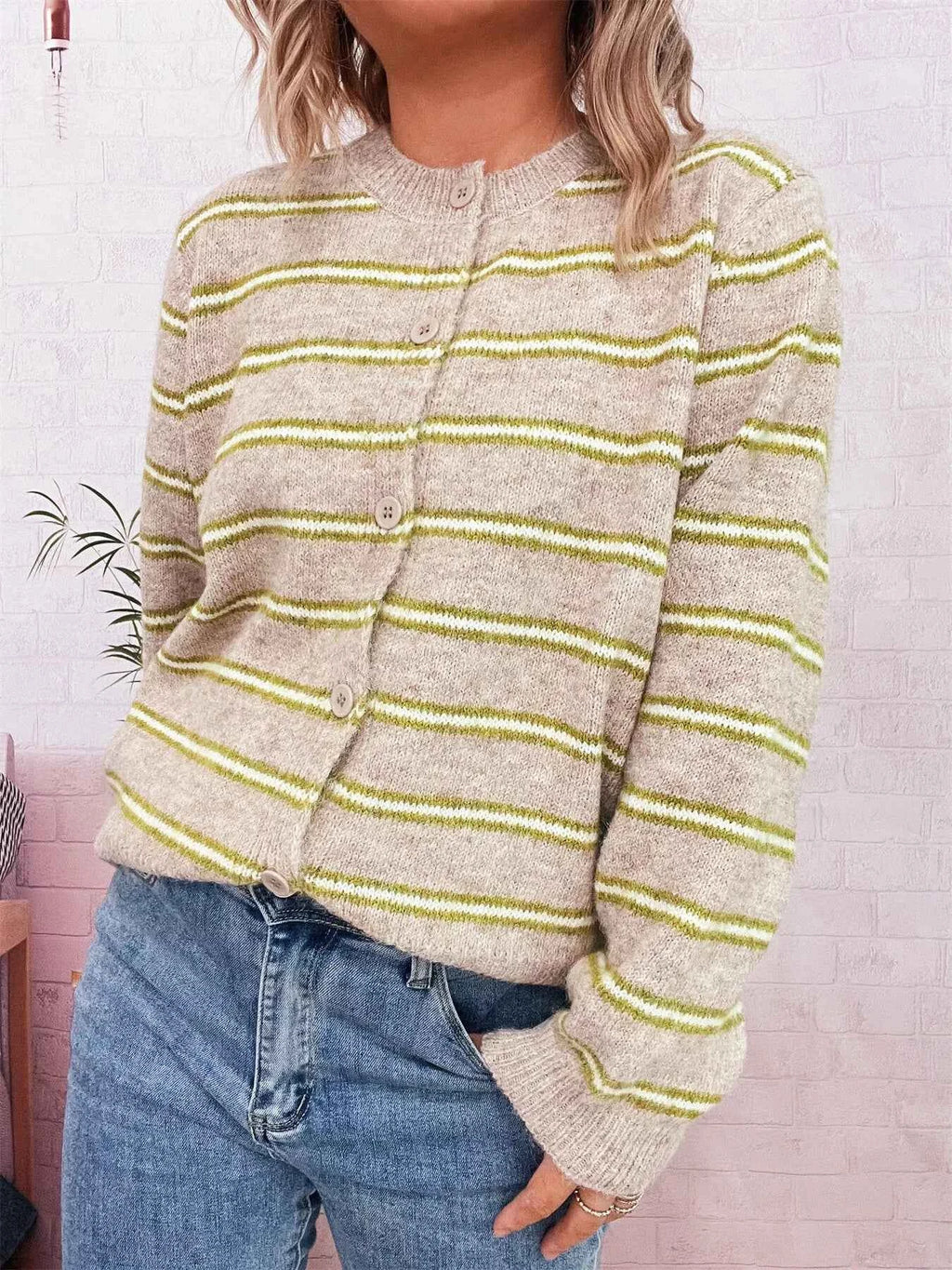 Striped Button-Up Long Sleeve Cardigan c0fe4a622df942f5966d281e9543ab25-Max-Origin