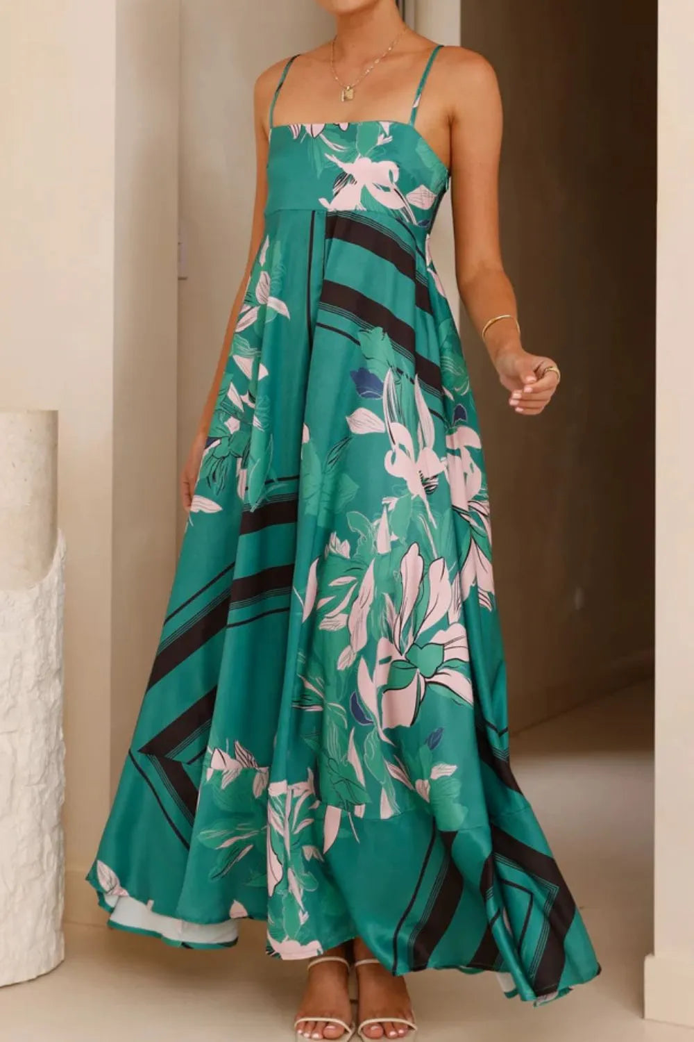 Printed Square Neck Cami Maxi Dress c17a565f-dd12-45b3-aedb-424353cae4bc-Max-Origin