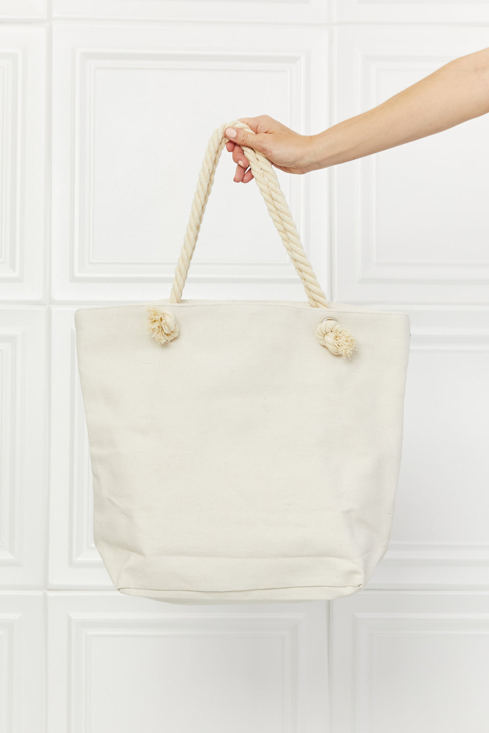 Justin Taylor Picnic Date Tassel Tote Bag c19892a5b27848baa888494a5150b049-Max