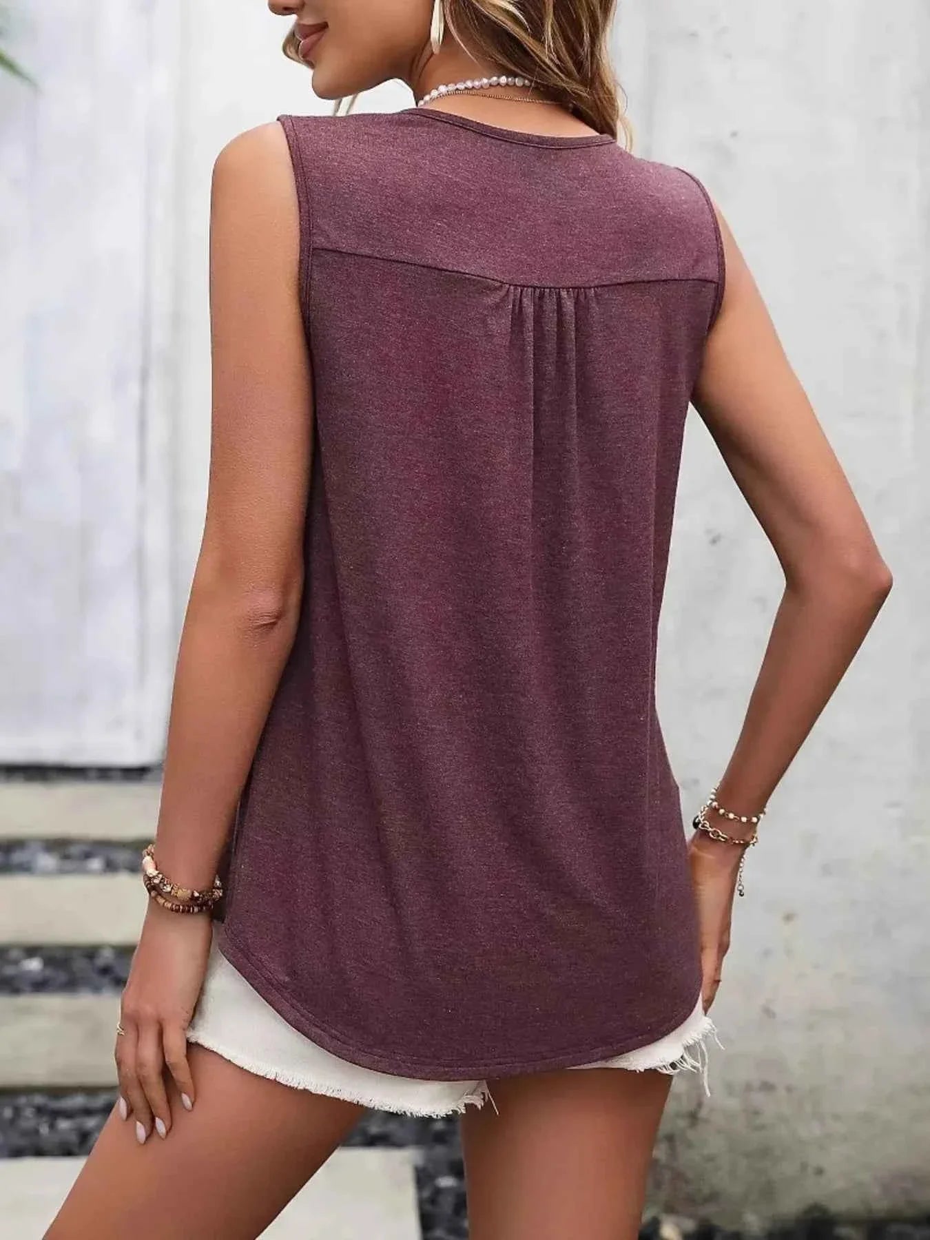 Lace Panel Scoop Neck Tank c19ffe14e73f4a52919119e41e28dec8-Max-Origin