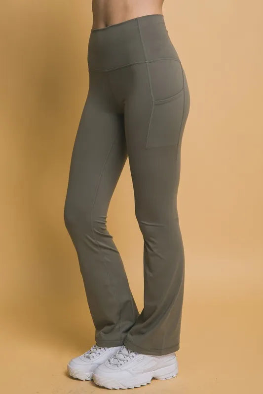 Love Tree High Waist Flare Active Leggings with Side Pockets c1c253fd-8b14-4c35-801d-9258ebe0b130-Max